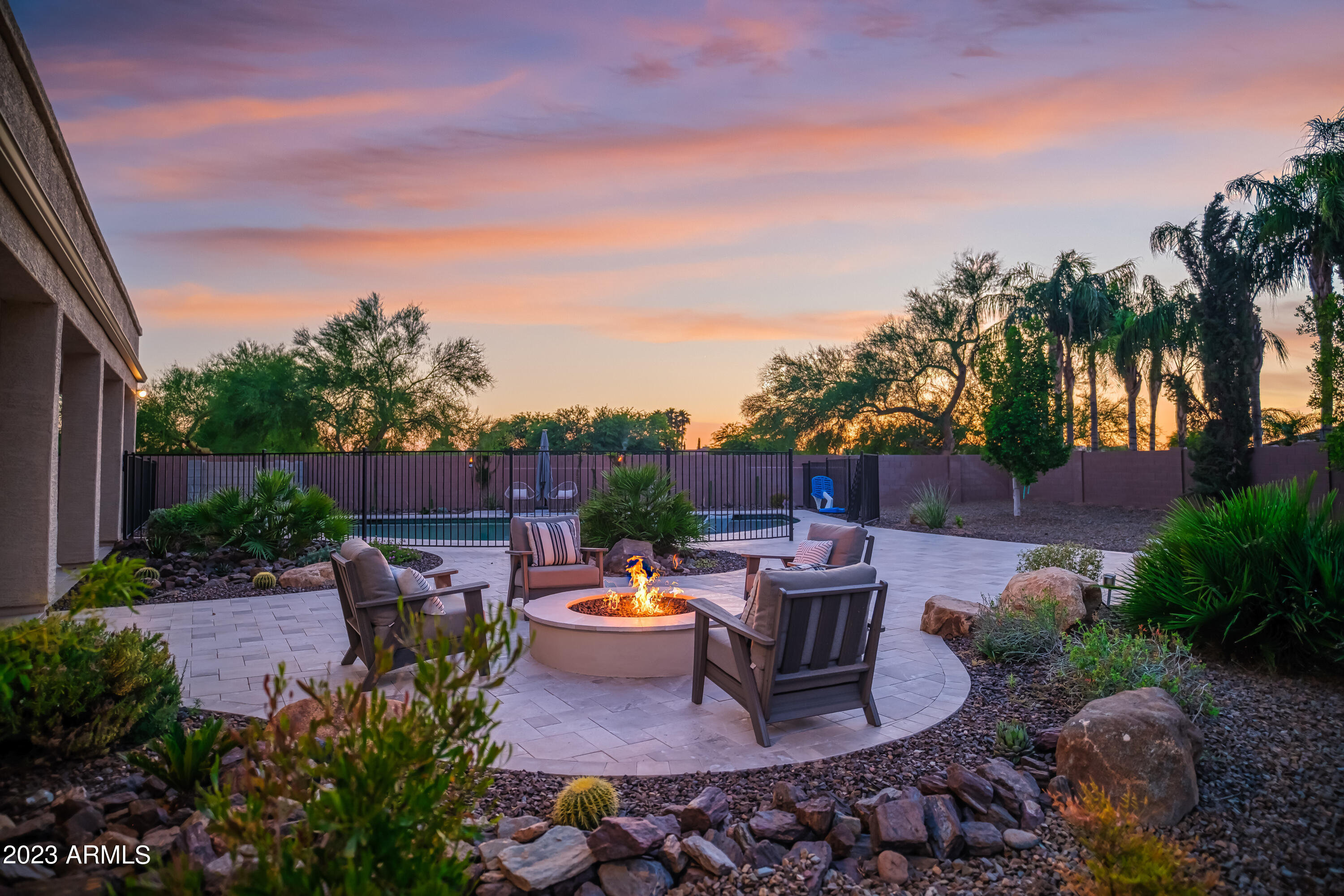 11518 E CHESTNUT Court