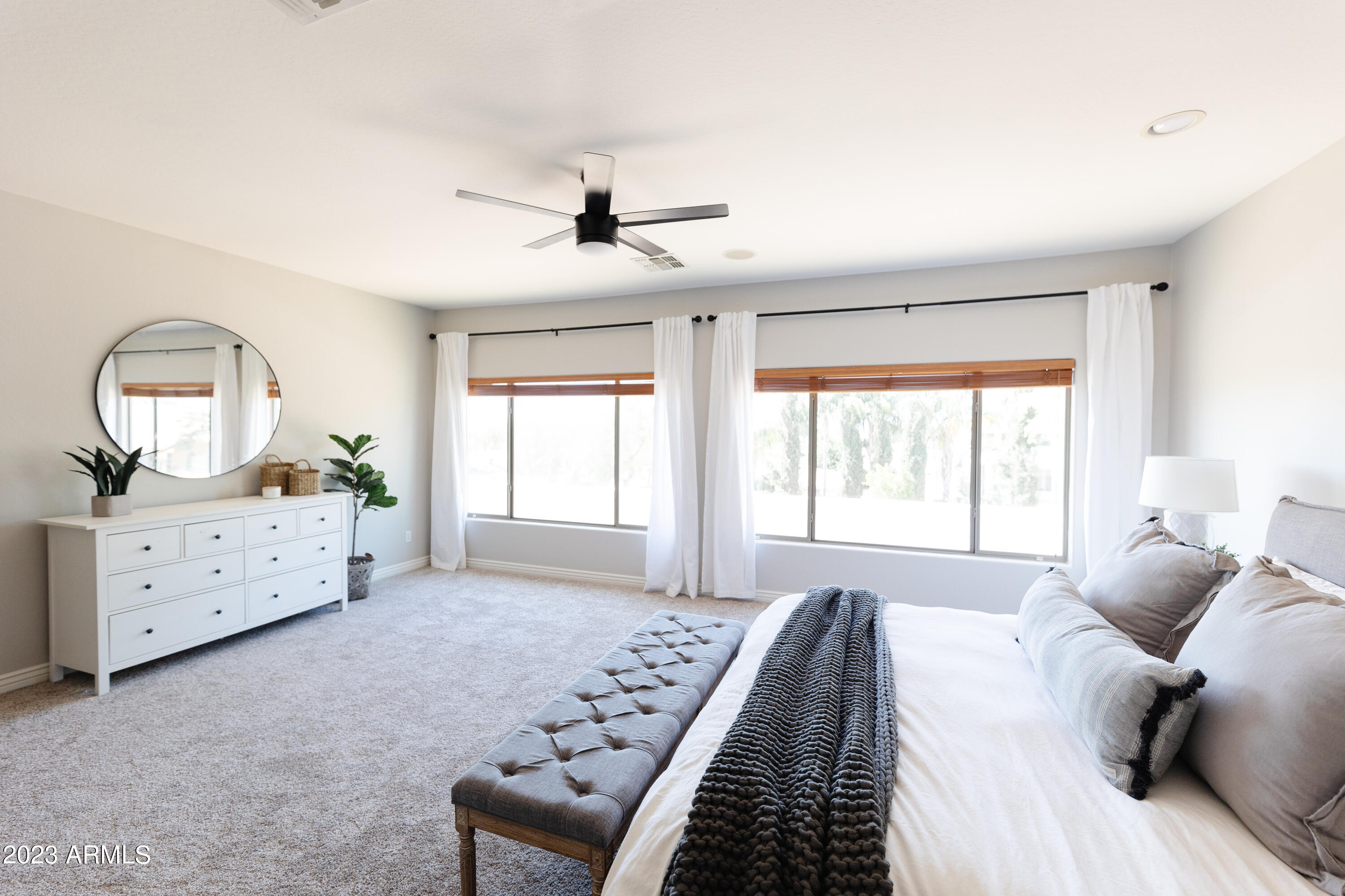 11518 E CHESTNUT Court