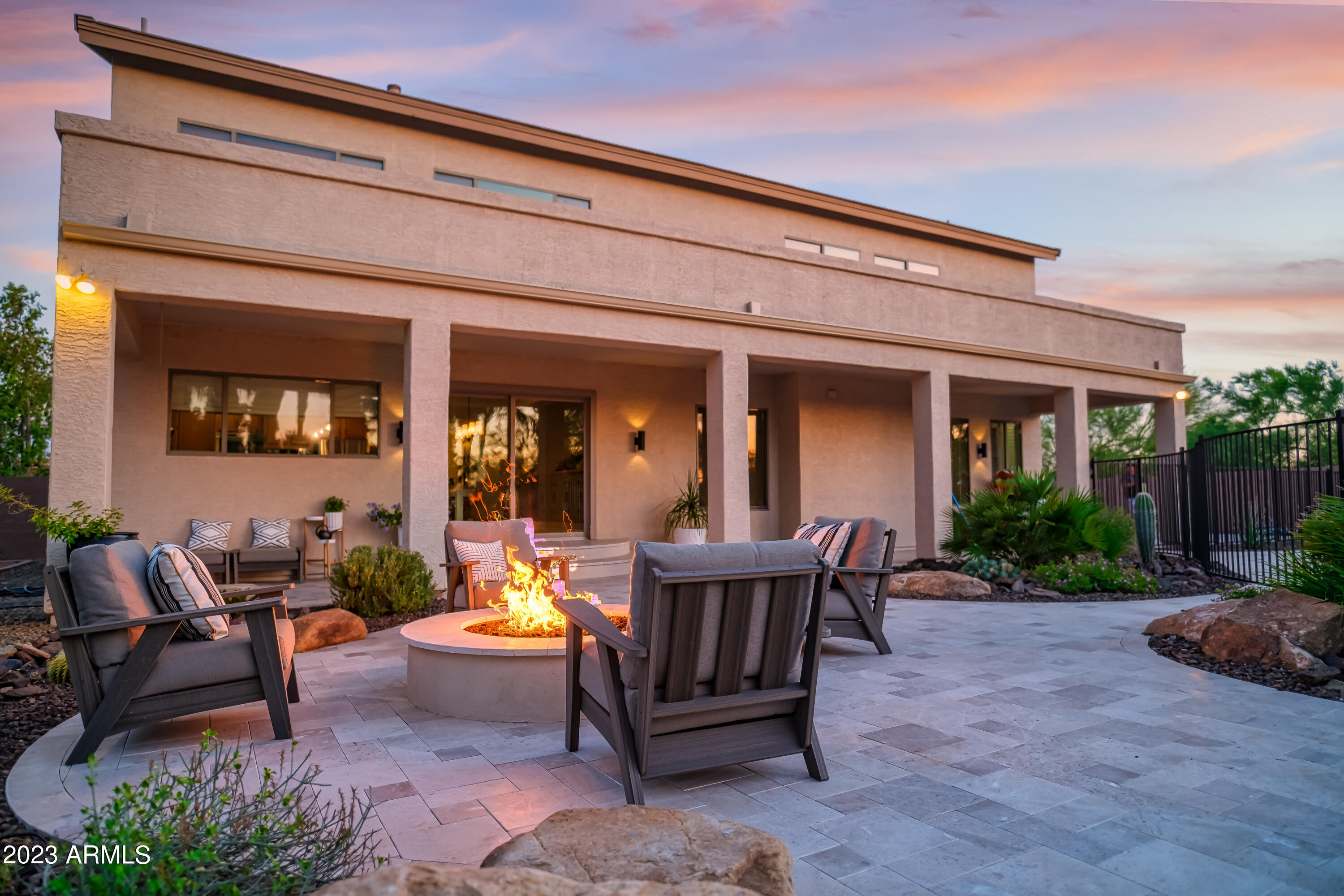 11518 E CHESTNUT Court