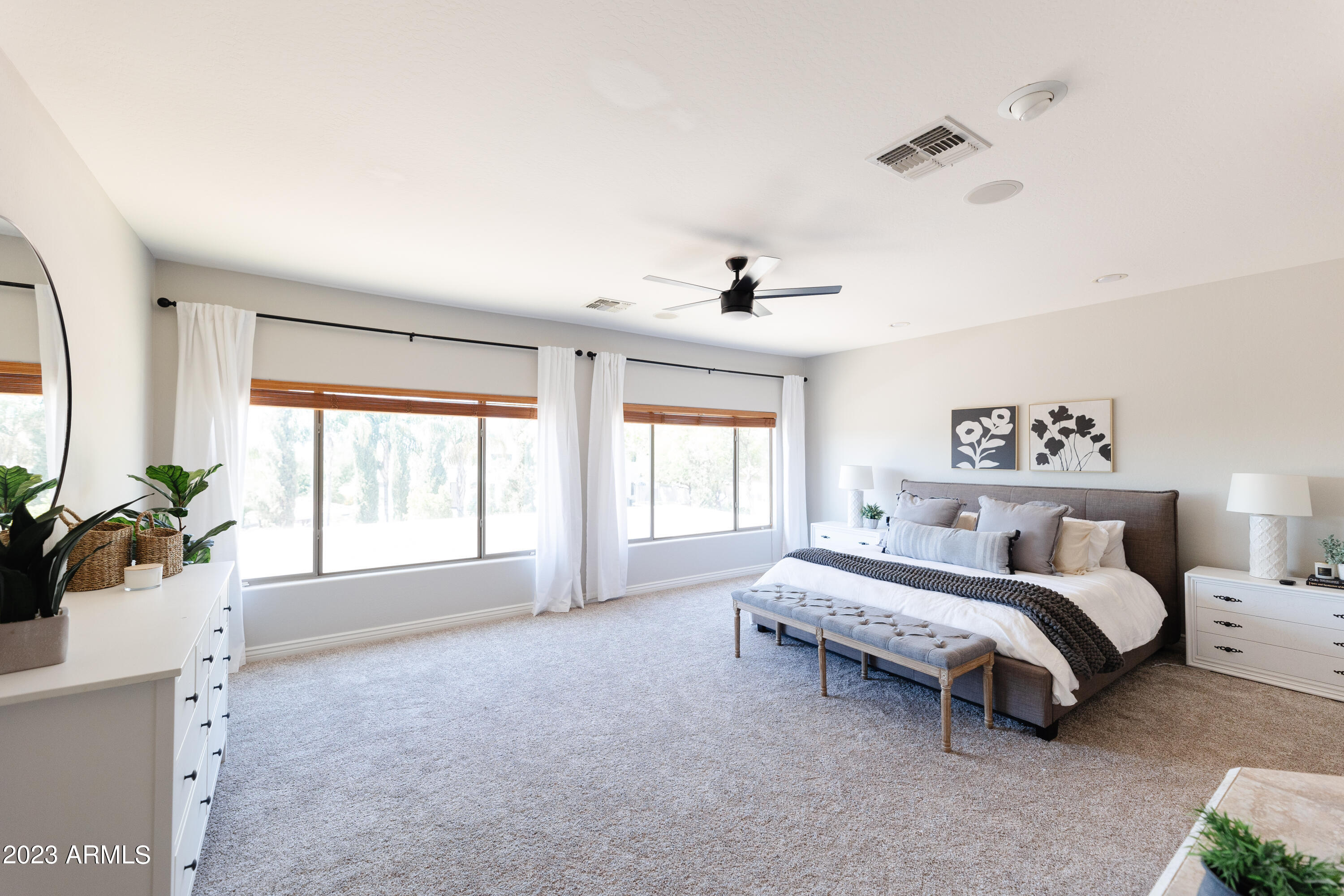 11518 E CHESTNUT Court