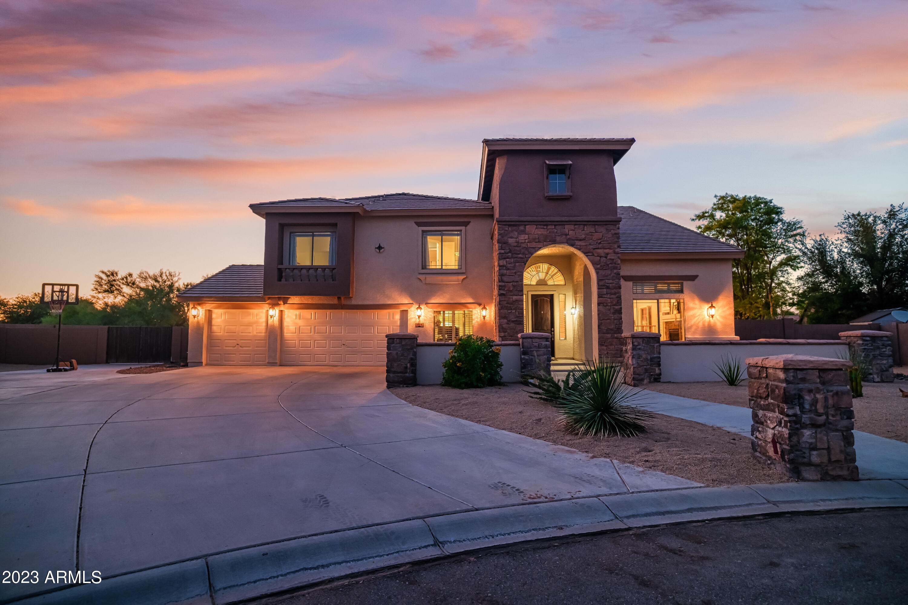 11518 E CHESTNUT Court