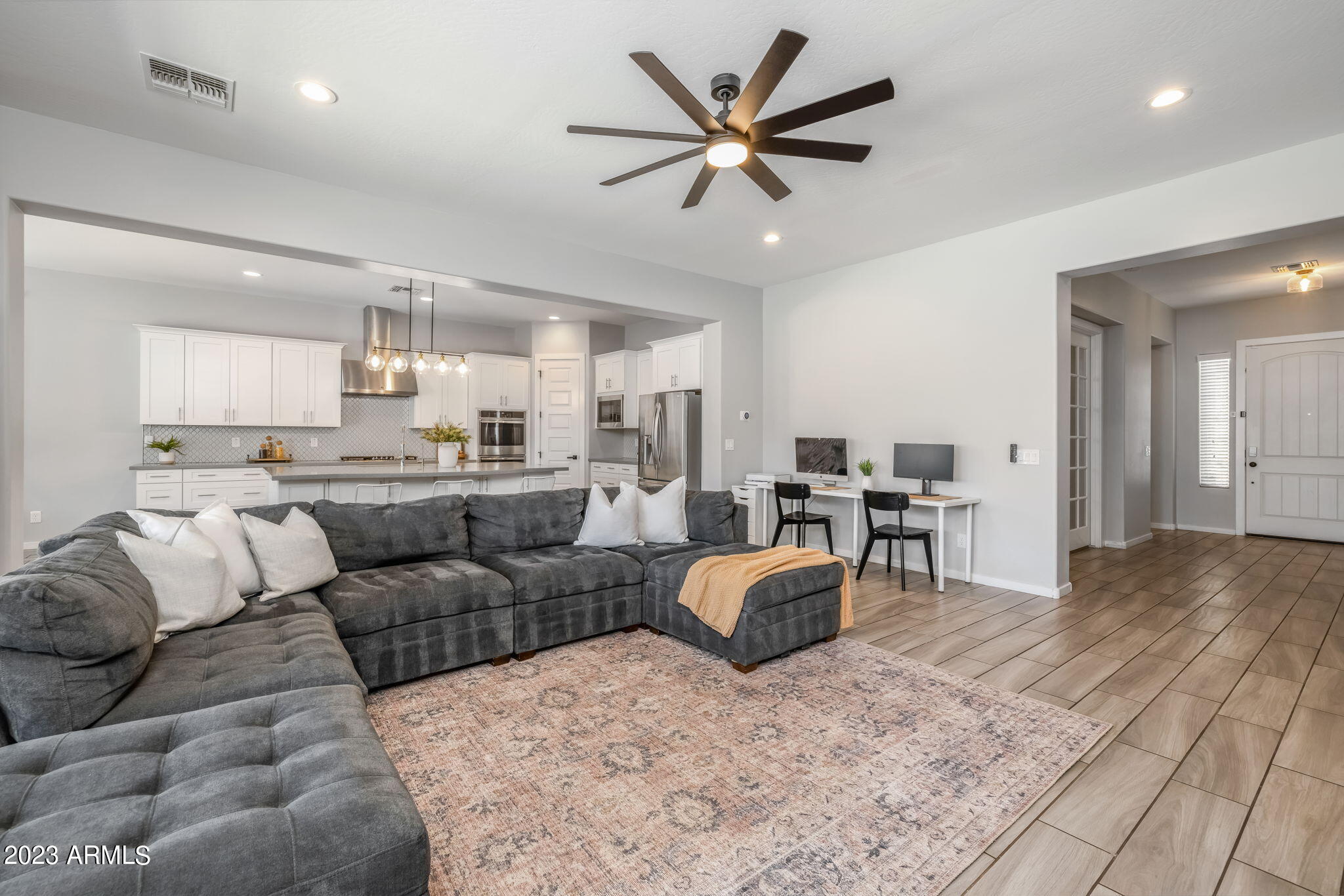 10238 E AMPERE Avenue