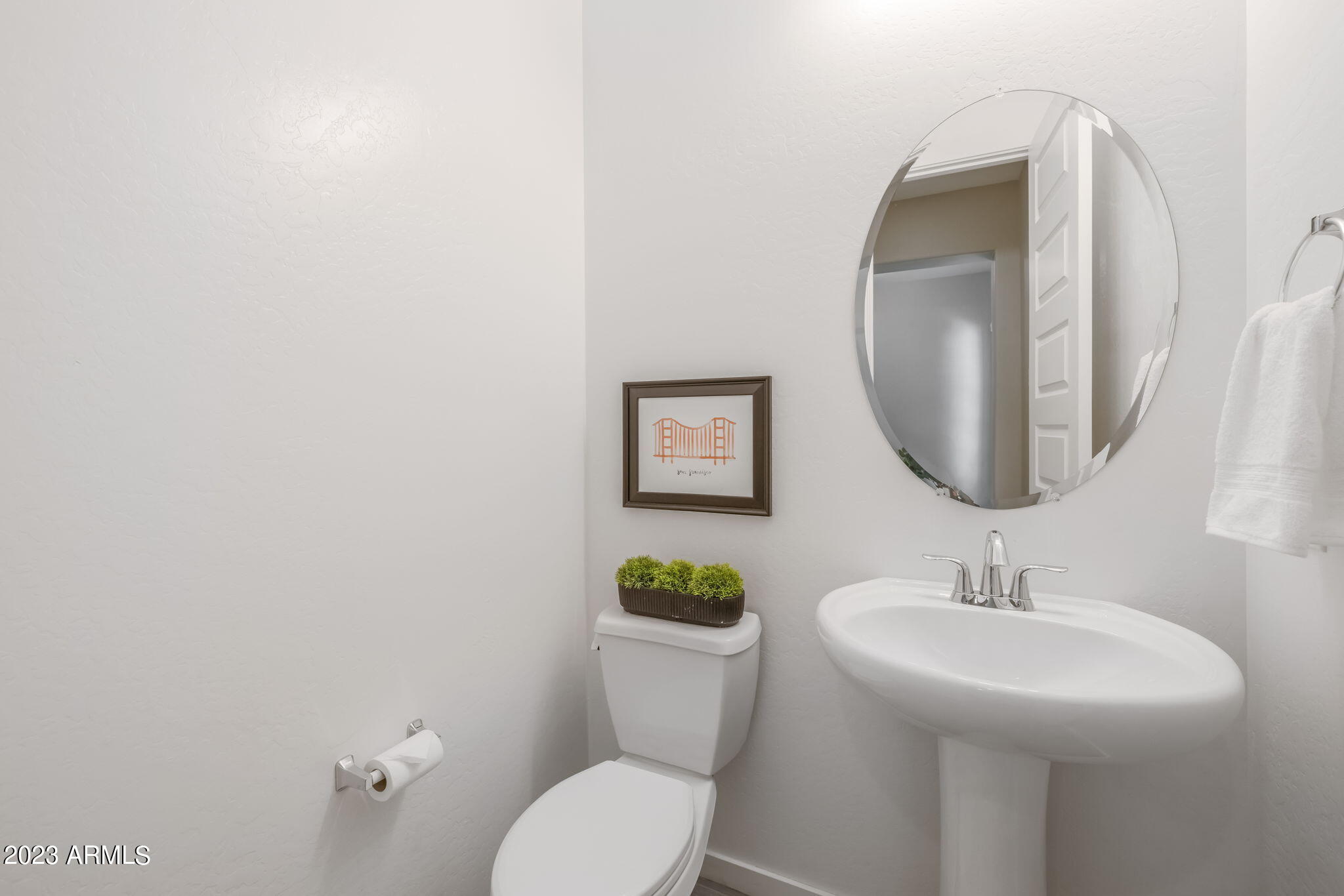 10238 E AMPERE Avenue