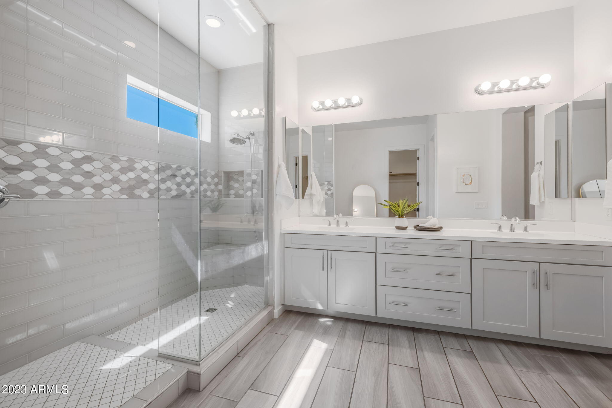 10238 E AMPERE Avenue