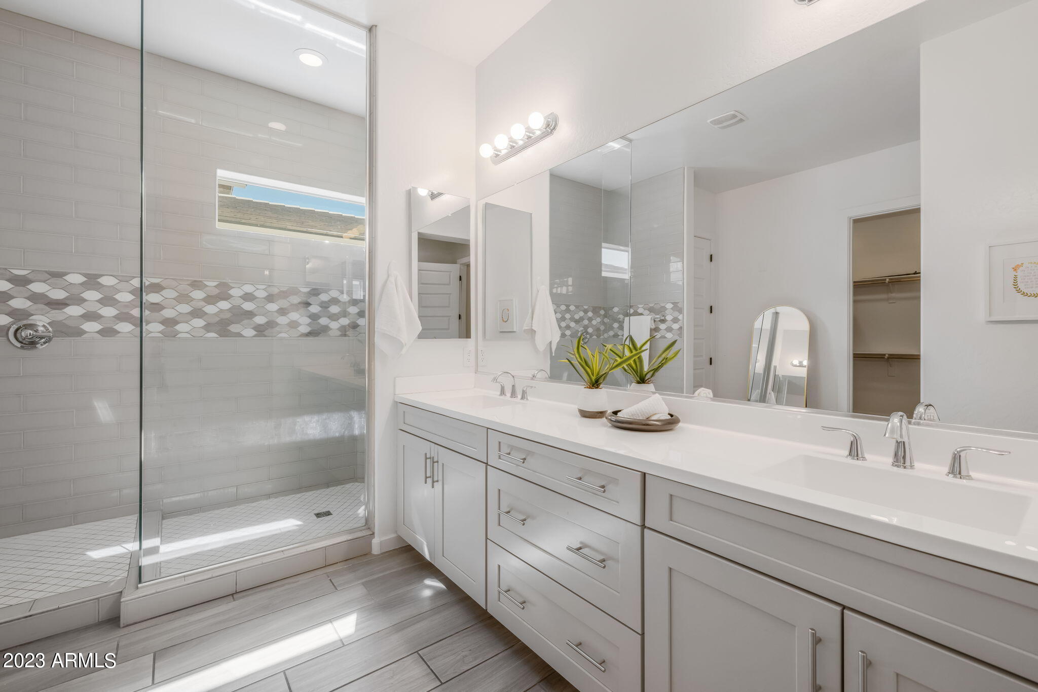 10238 E AMPERE Avenue