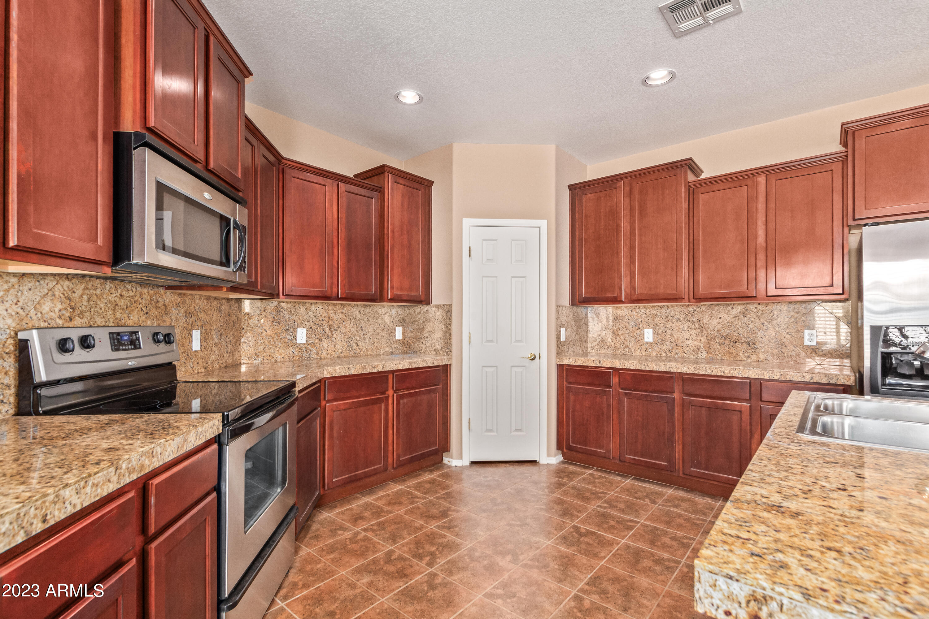 32287 N Margaret Way