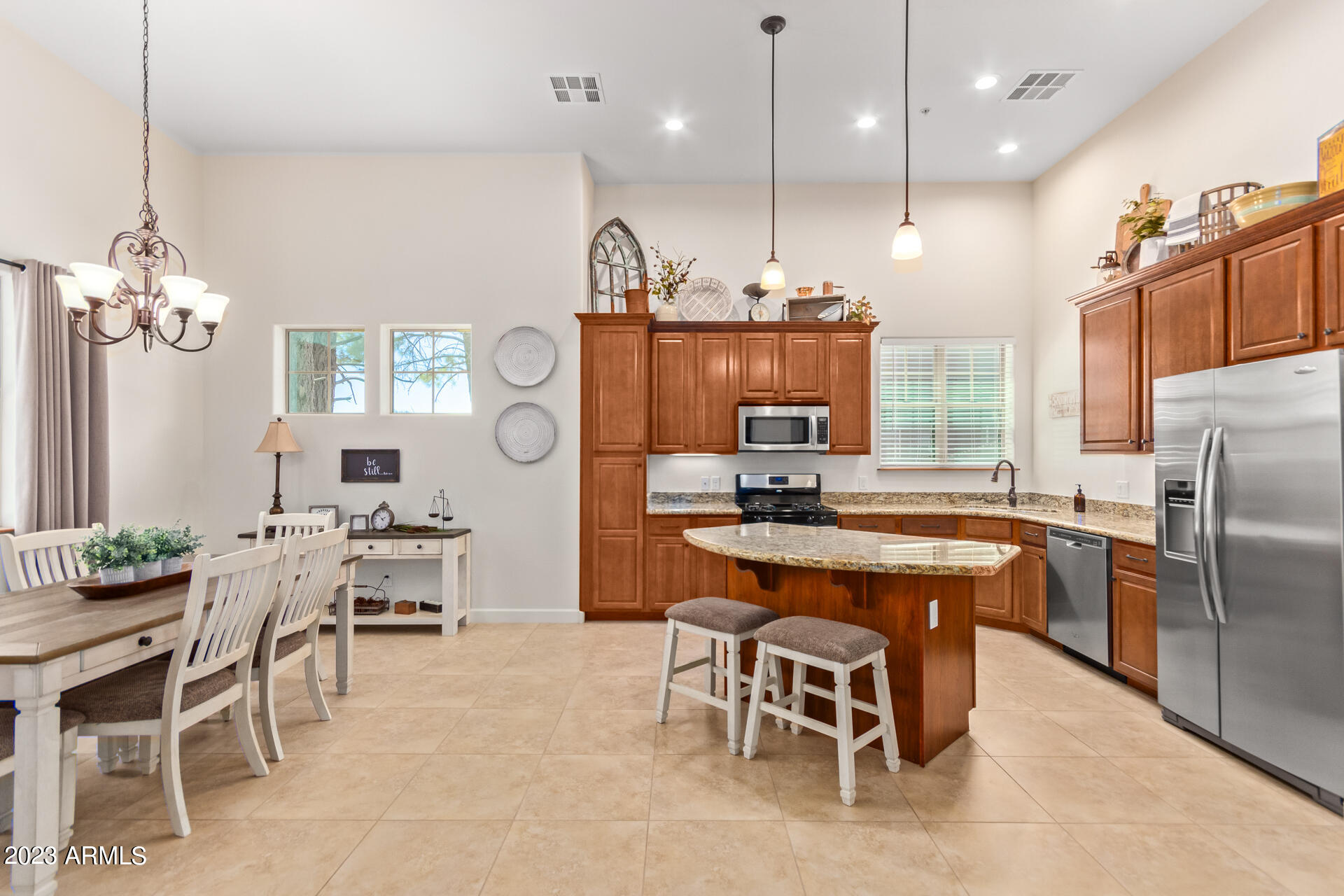 1361 S MARICOPA Street