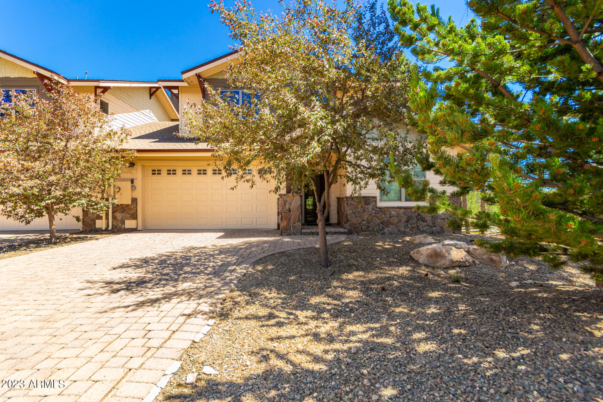 1361 S MARICOPA Street