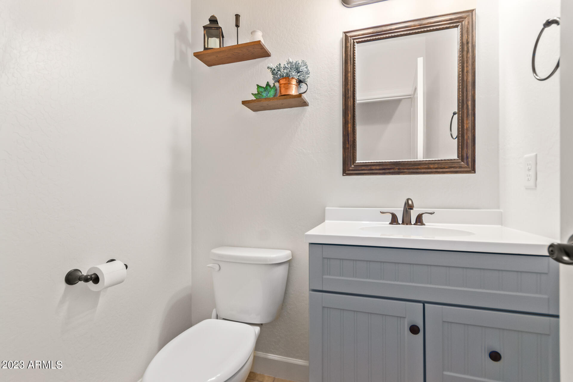 1361 S MARICOPA Street