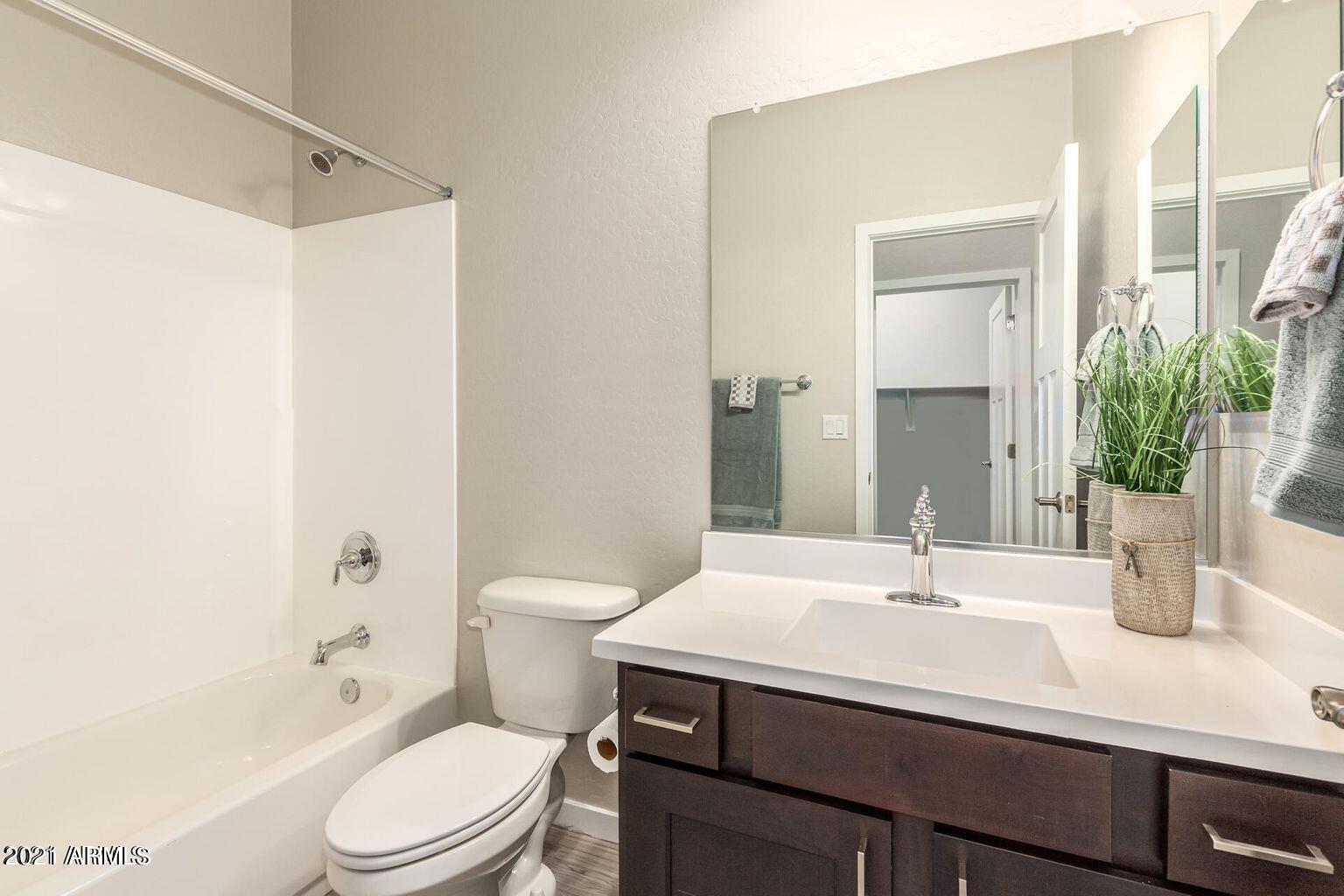 10135 E NARANJA Avenue