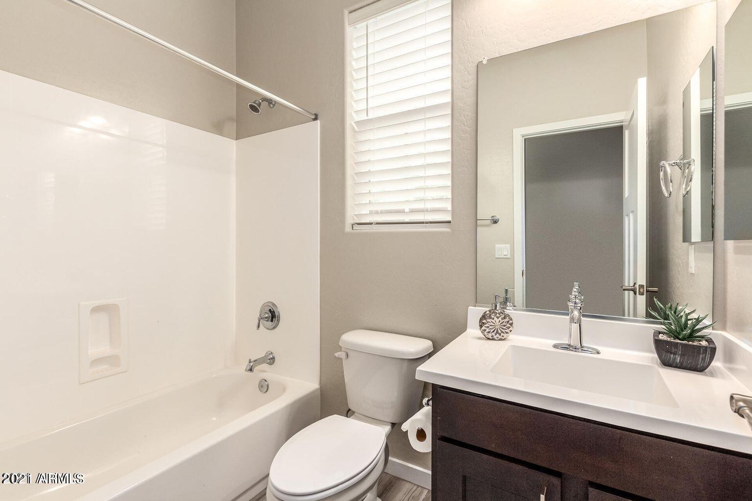 10135 E NARANJA Avenue