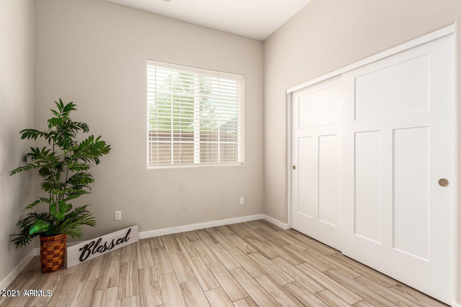 10135 E NARANJA Avenue