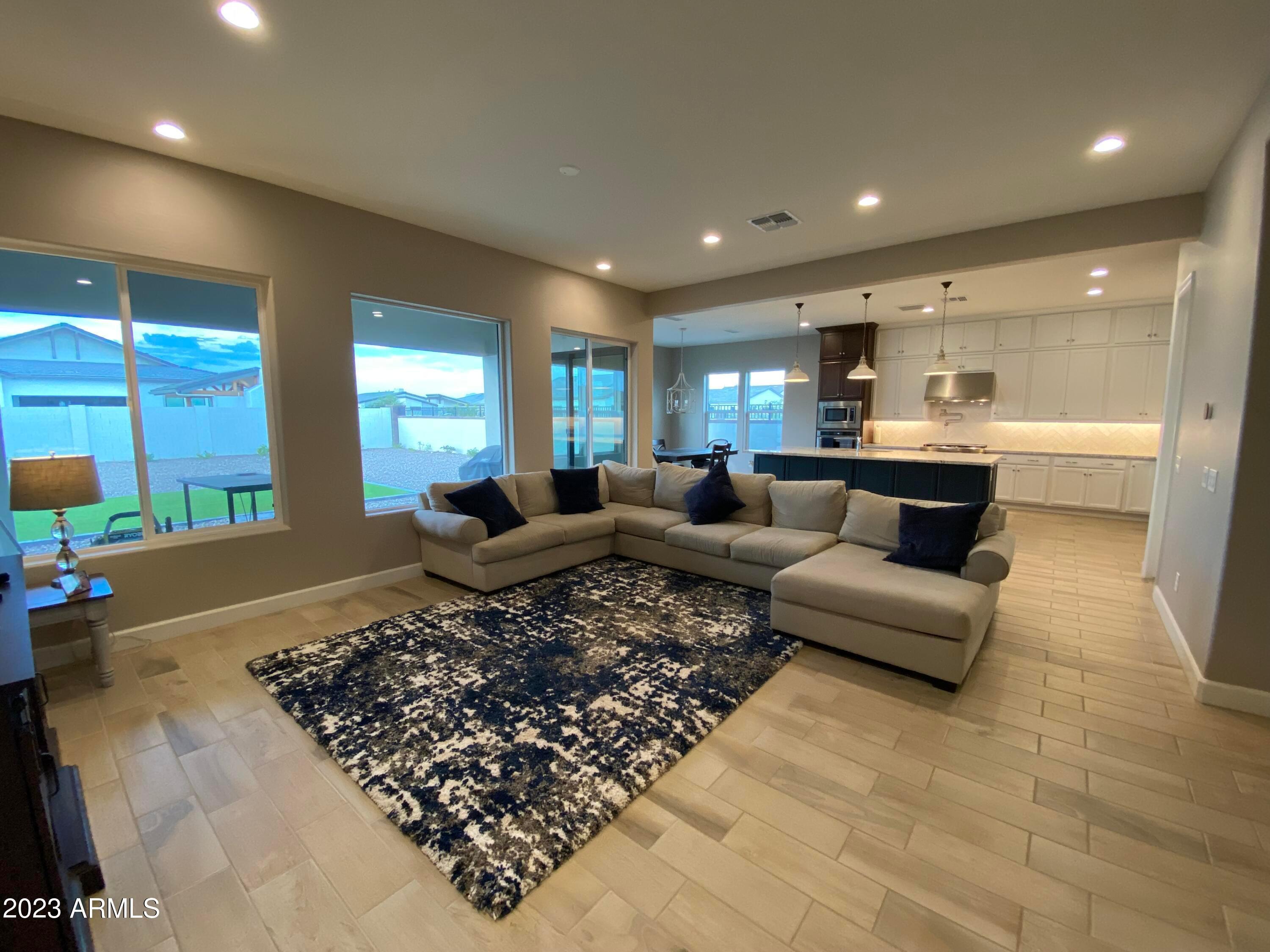 21900 E Sunset Drive