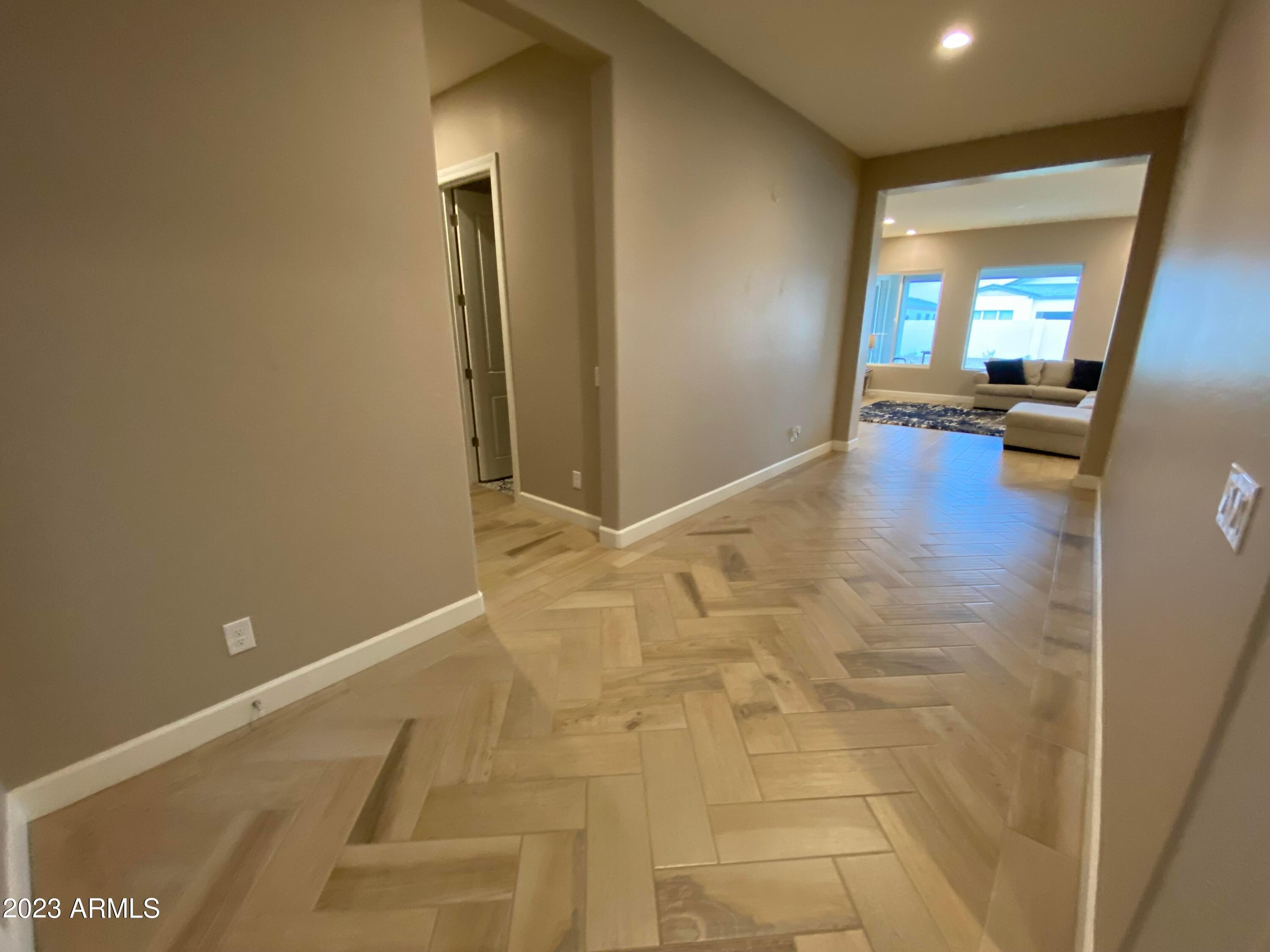 21900 E Sunset Drive