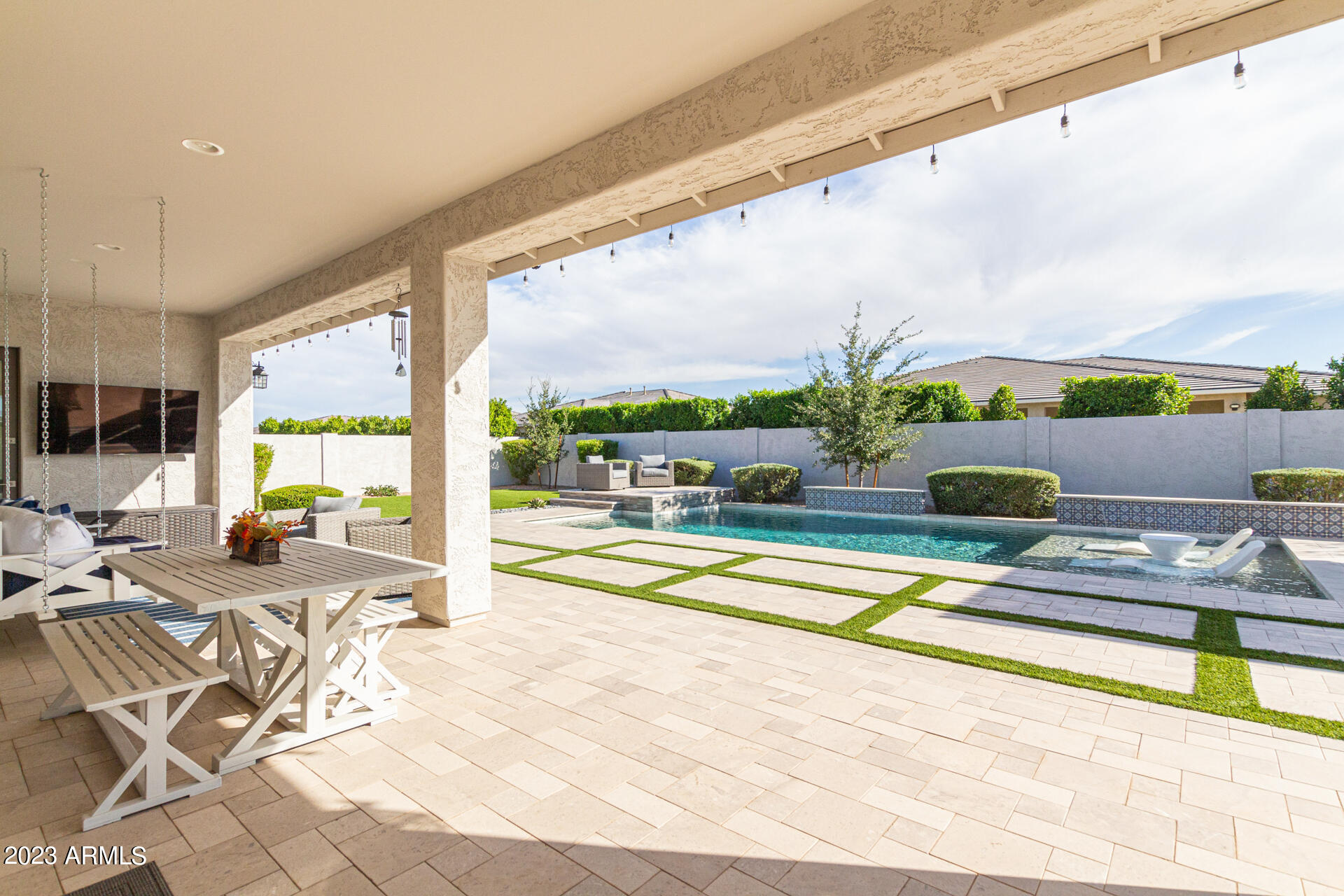 23045 E STONECREST Drive