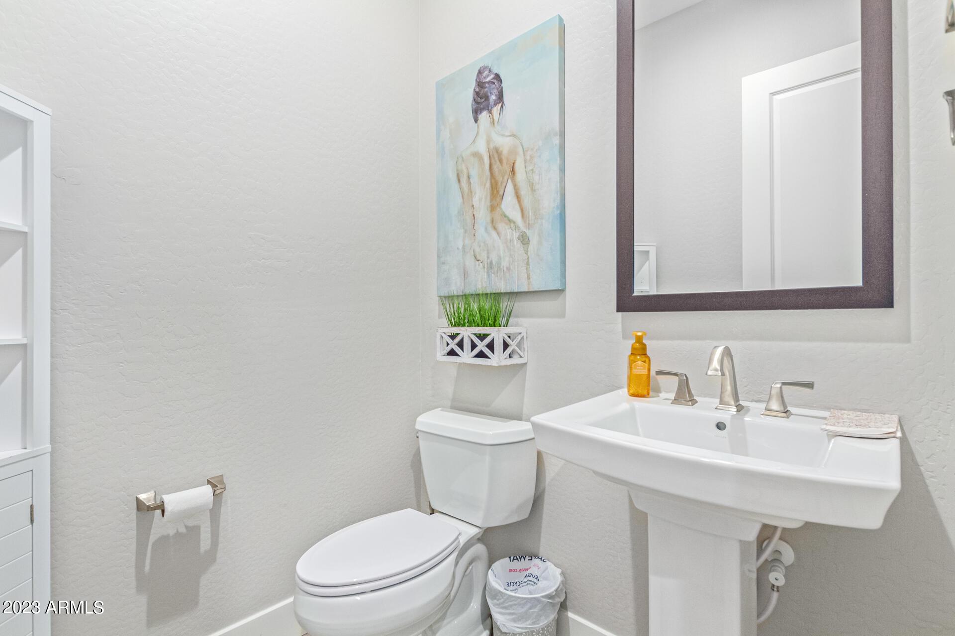 23045 E STONECREST Drive