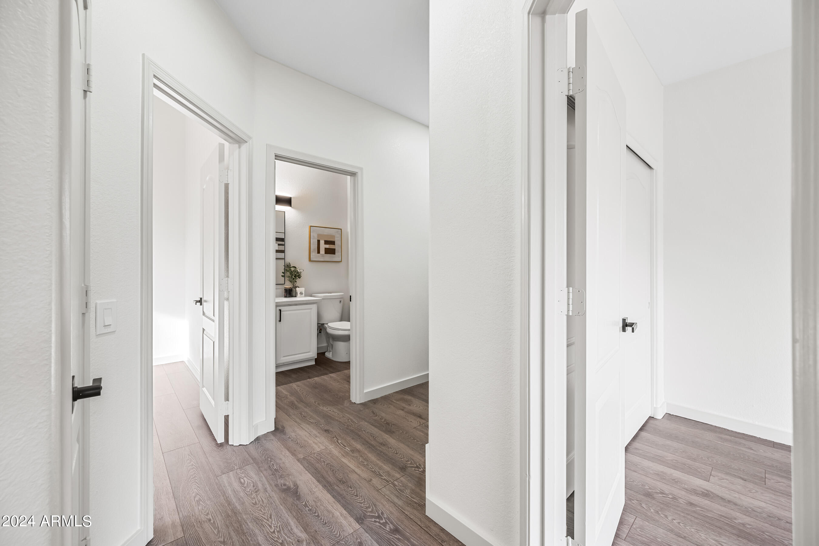 844 W BEECHNUT Drive