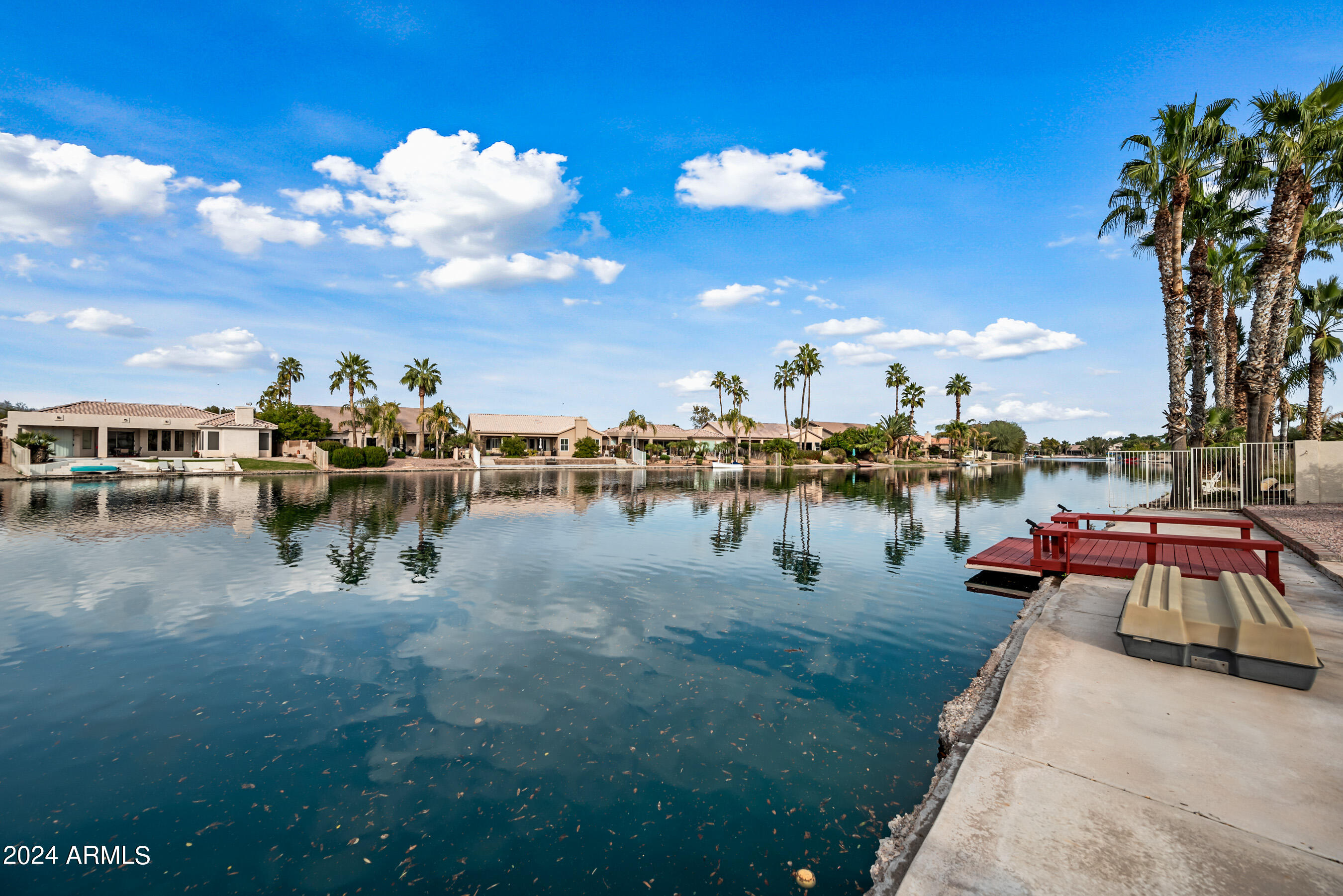 844 W BEECHNUT Drive