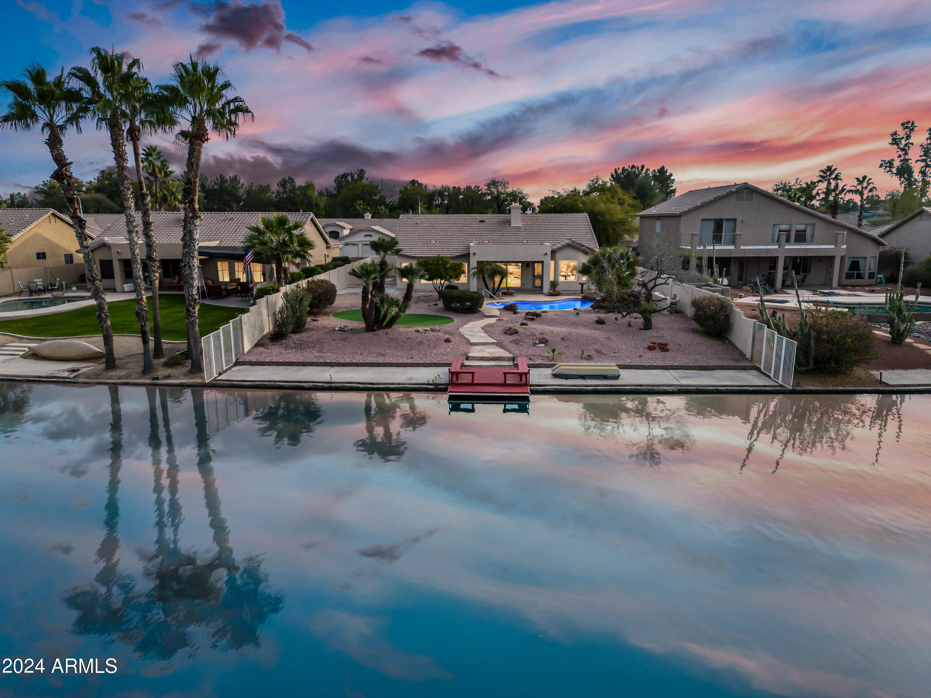 844 W BEECHNUT Drive