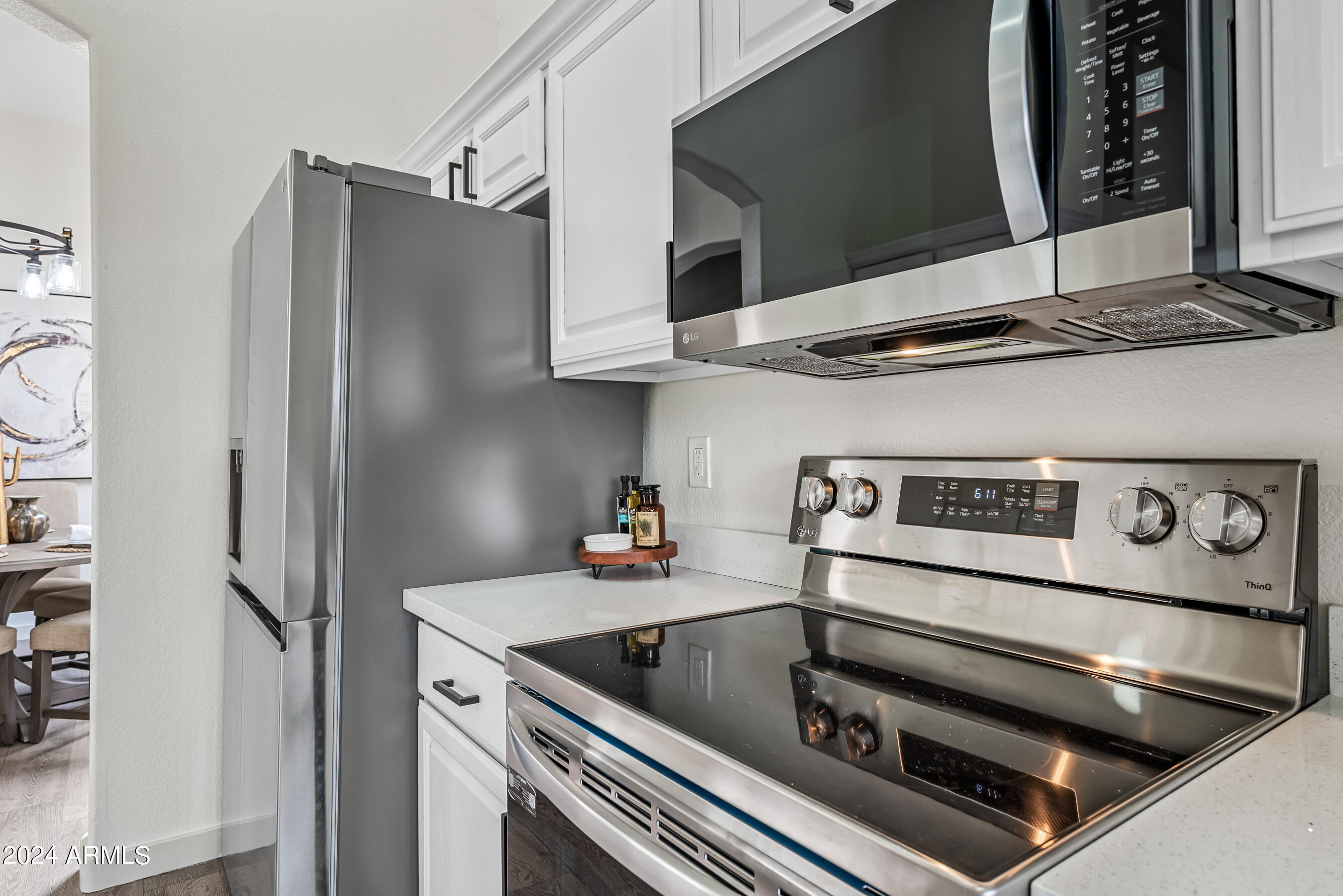 844 W BEECHNUT Drive