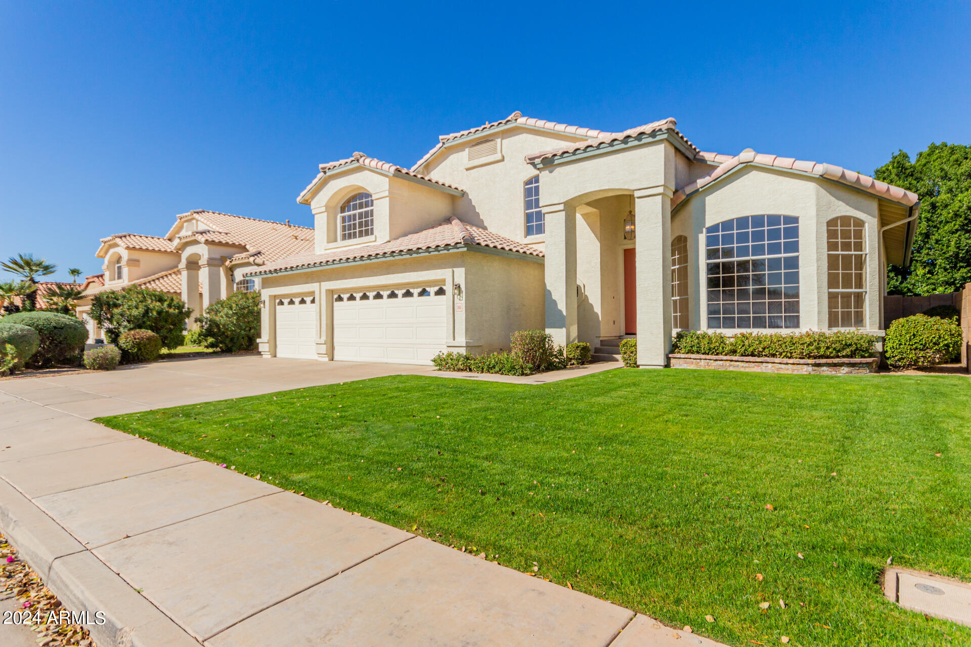 246 S COBBLESTONE Drive