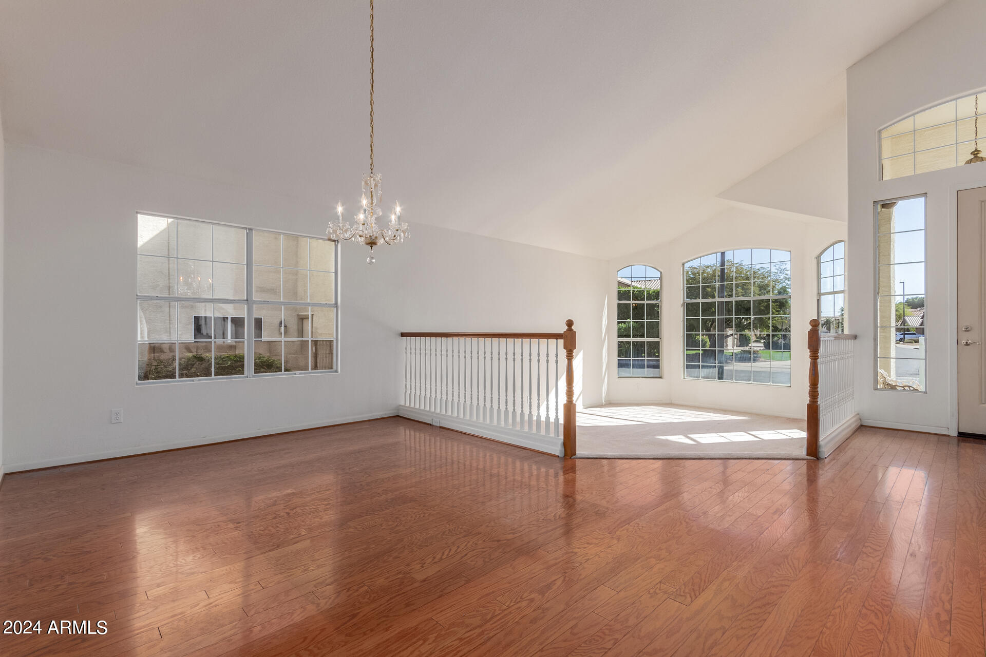 246 S COBBLESTONE Drive