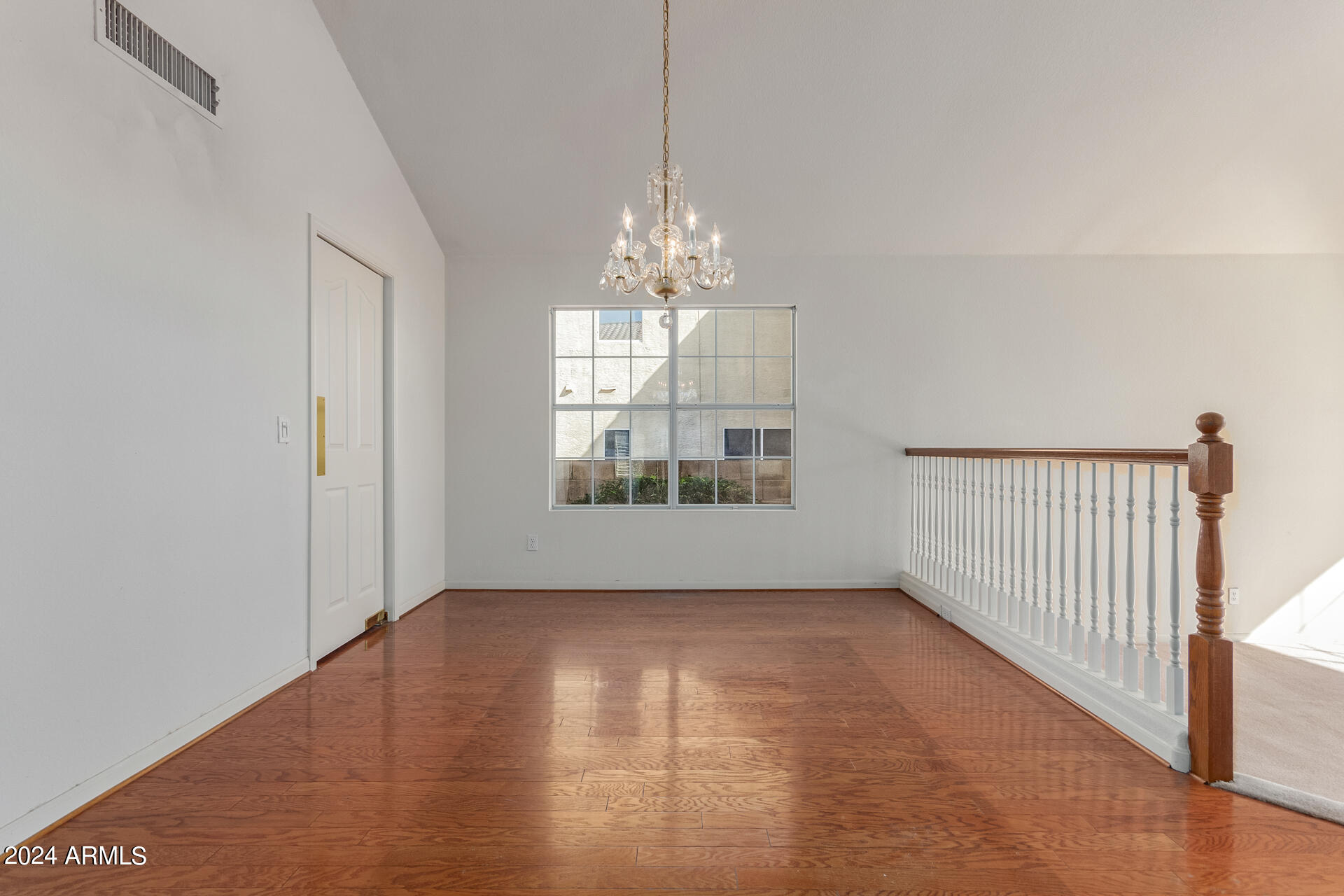 246 S COBBLESTONE Drive