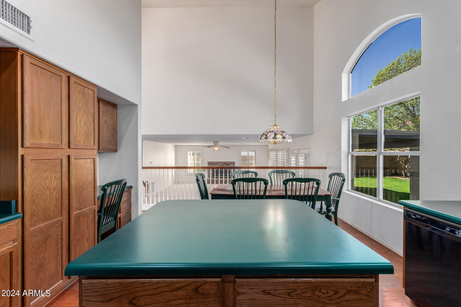 246 S COBBLESTONE Drive