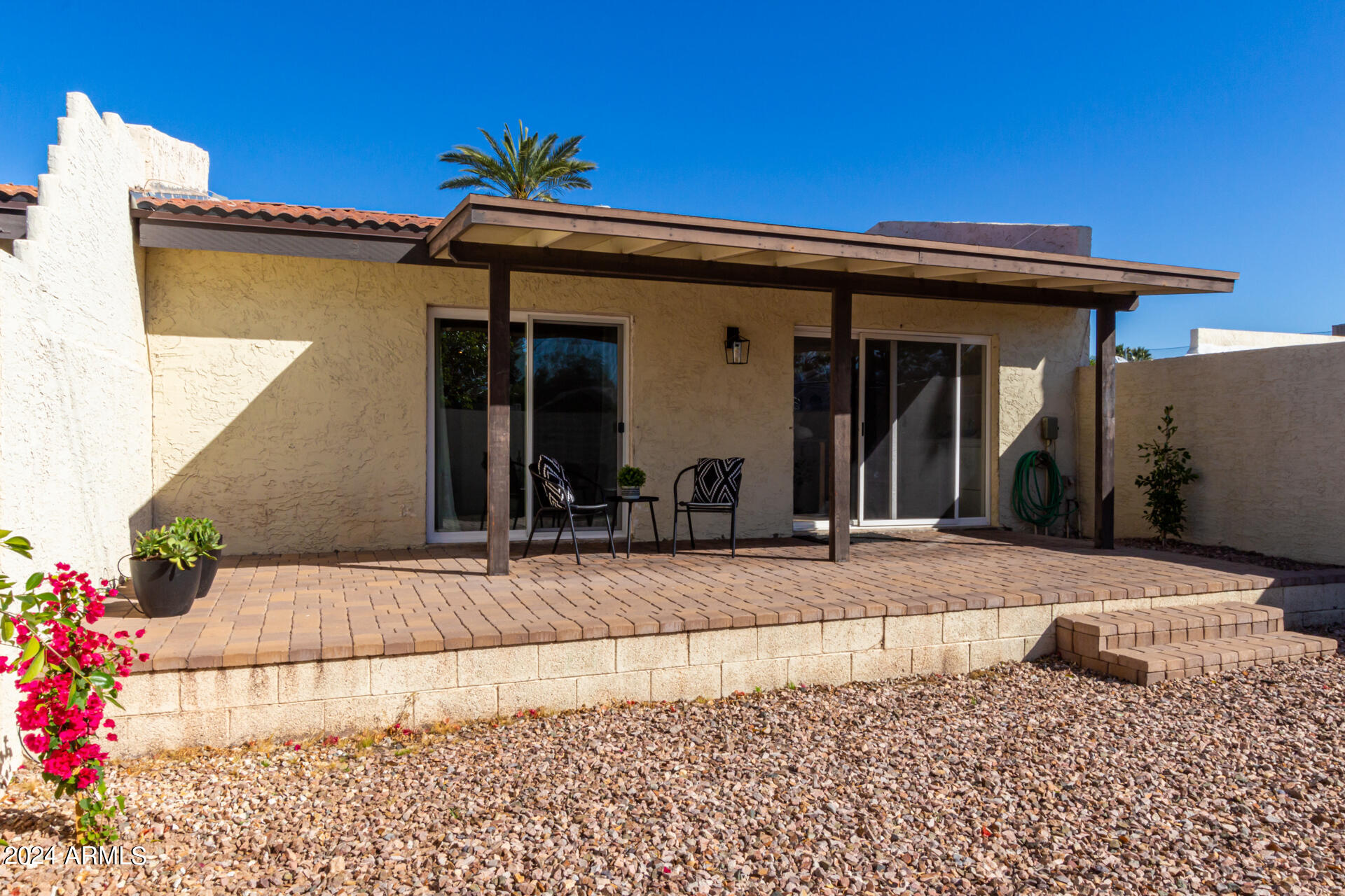 4925 E Windsor Avenue