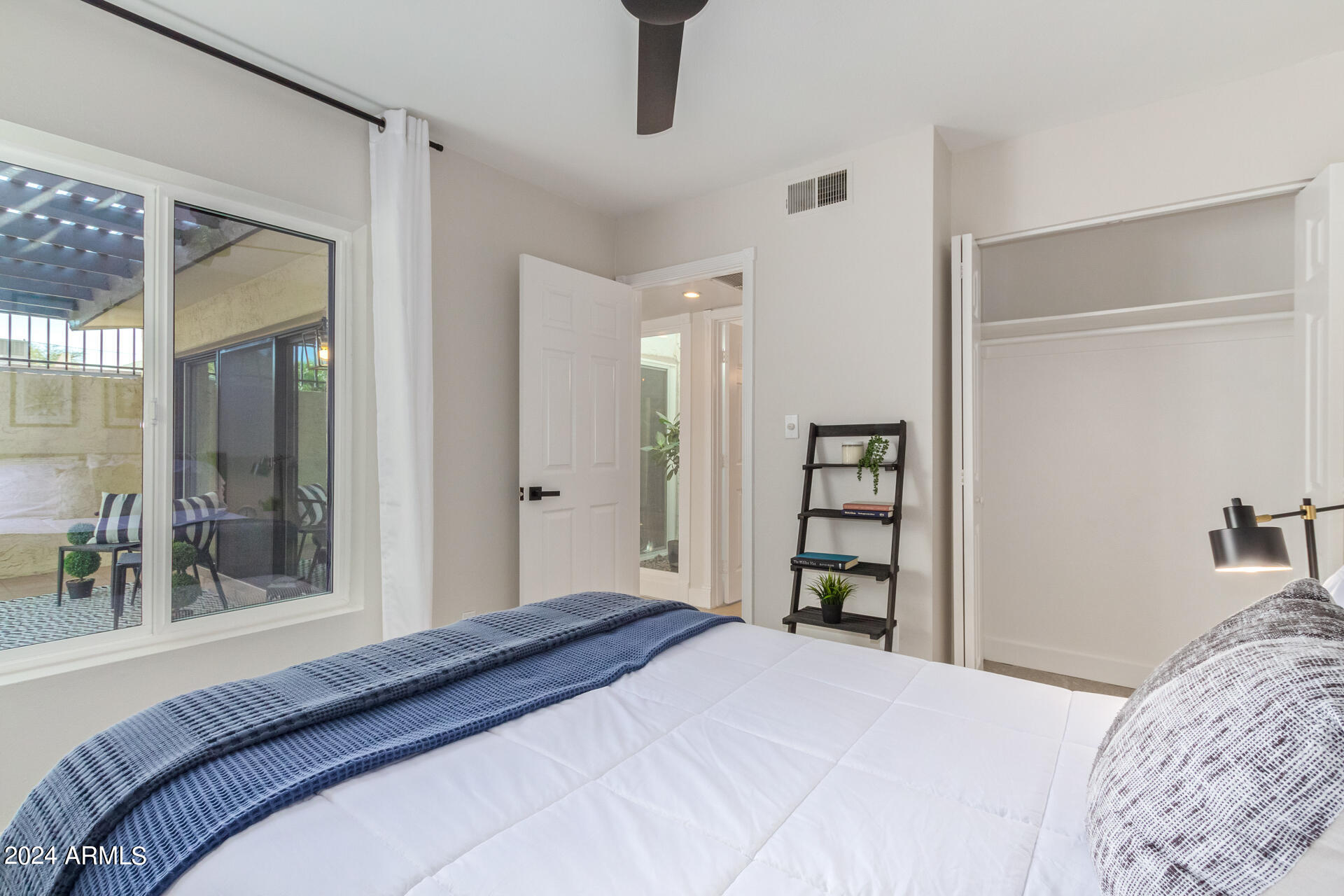 4925 E Windsor Avenue