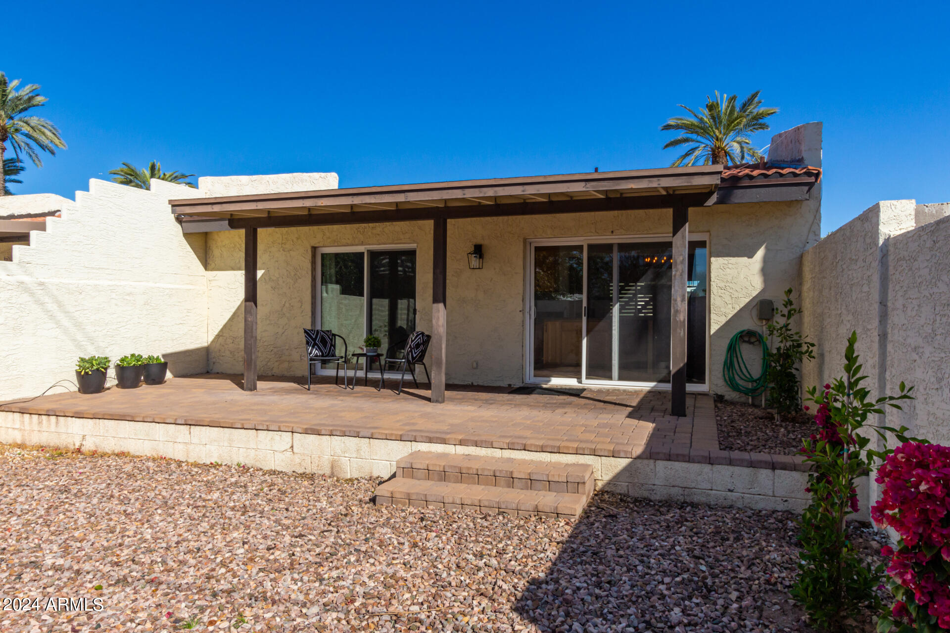 4925 E Windsor Avenue