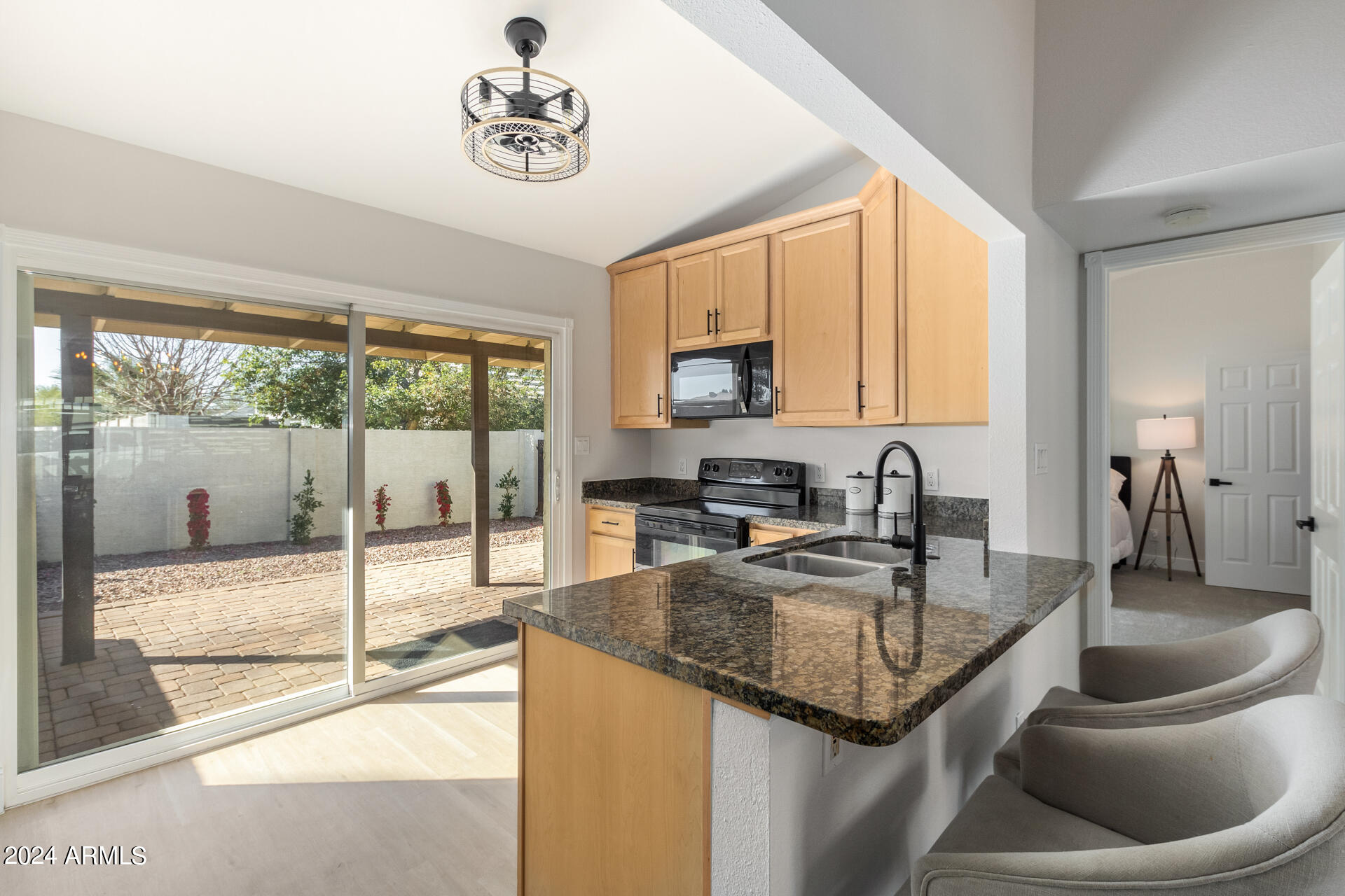 4925 E Windsor Avenue