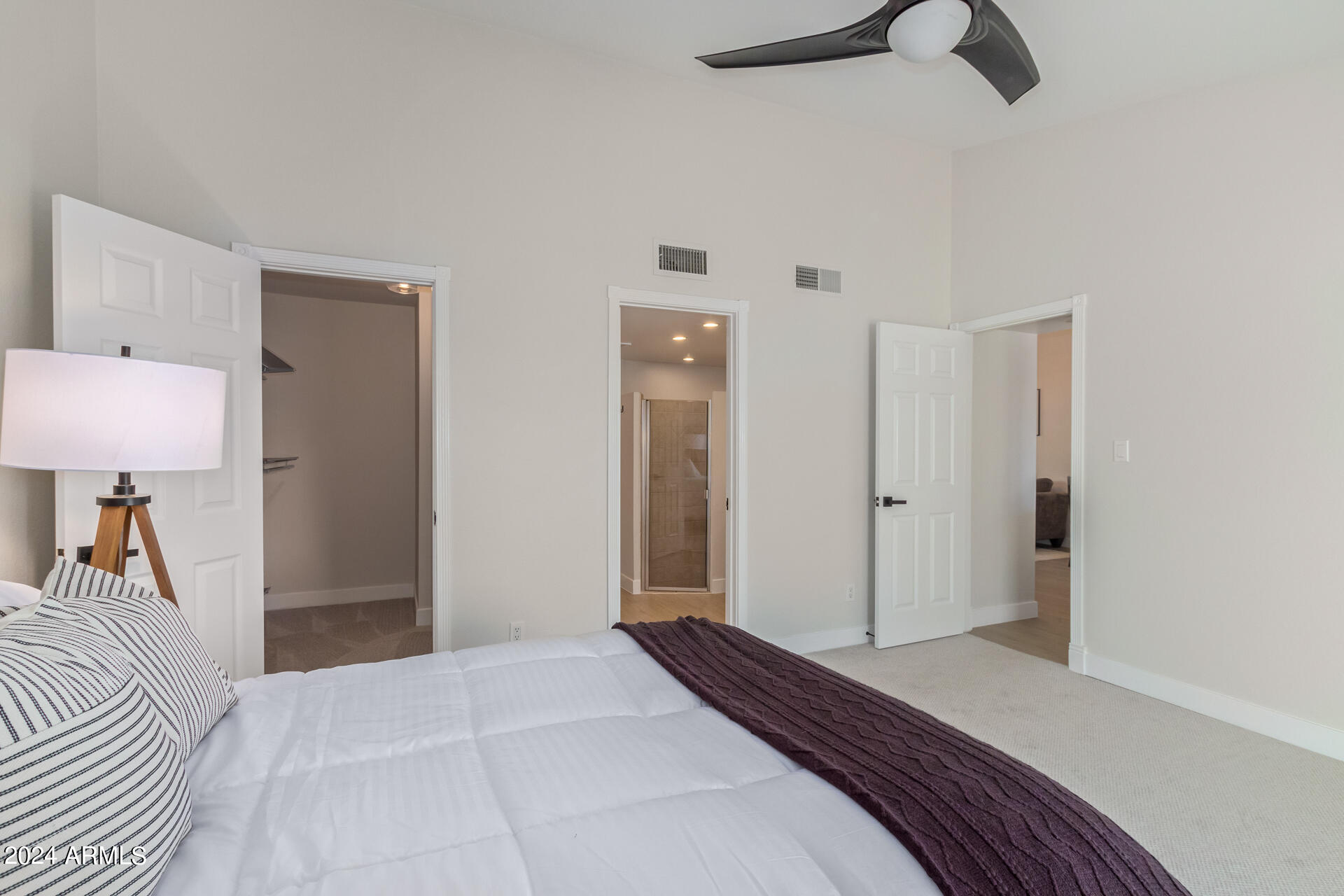 4925 E Windsor Avenue