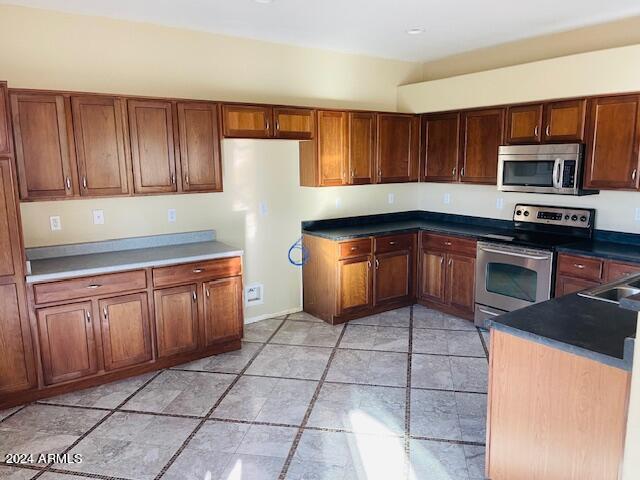 333 W ATLANTIC Drive