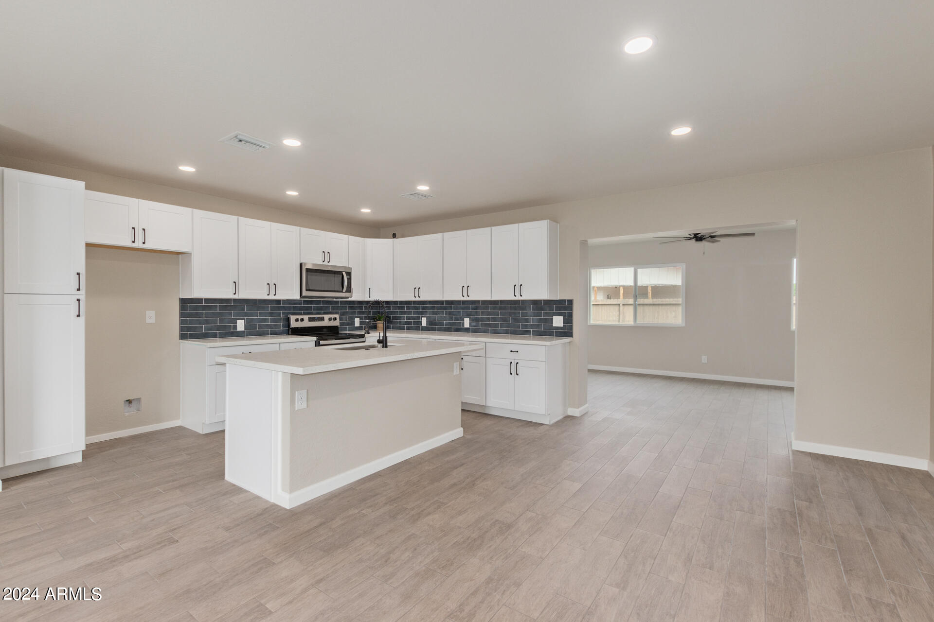 871 N CHERI LYNN Drive