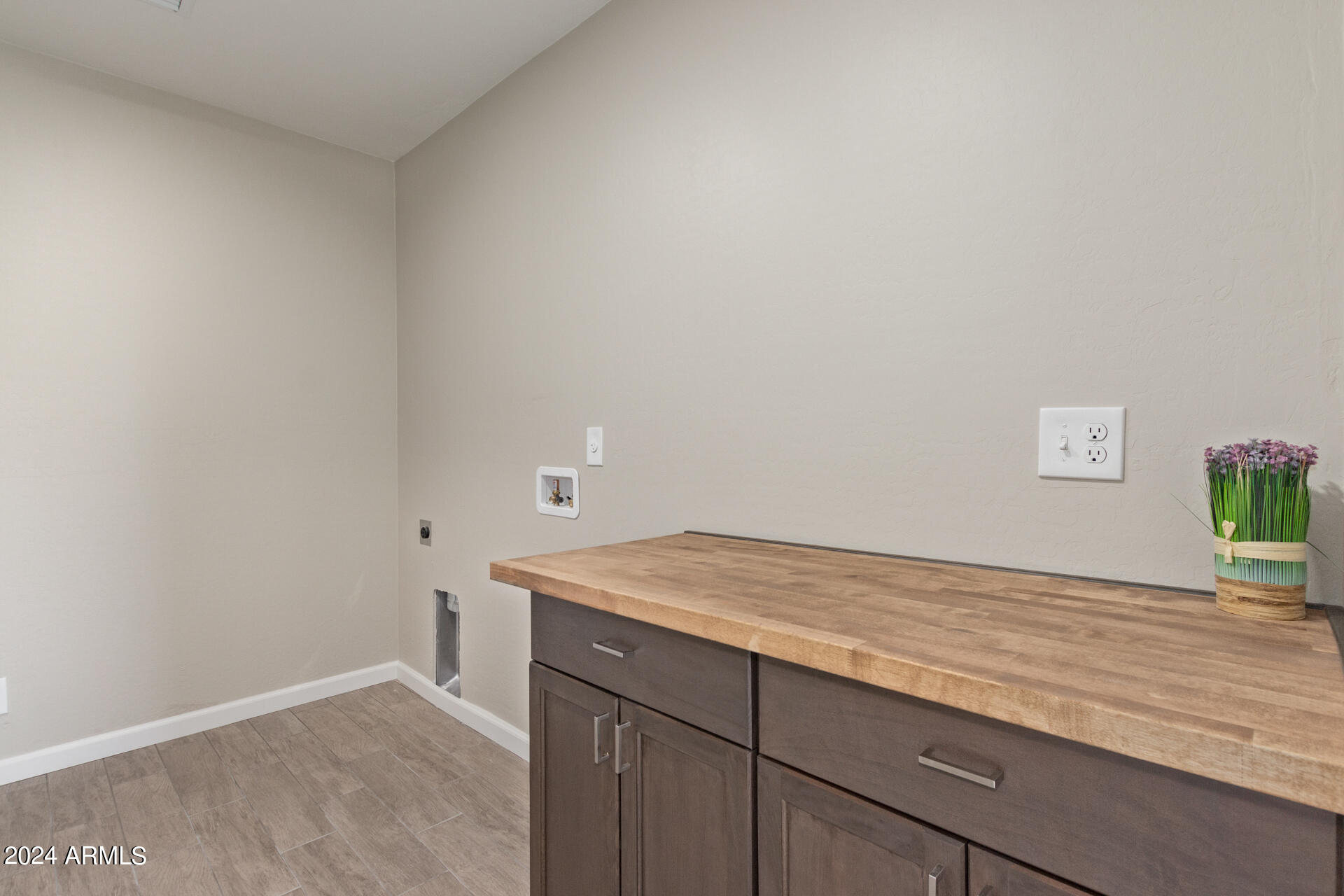 871 N CHERI LYNN Drive