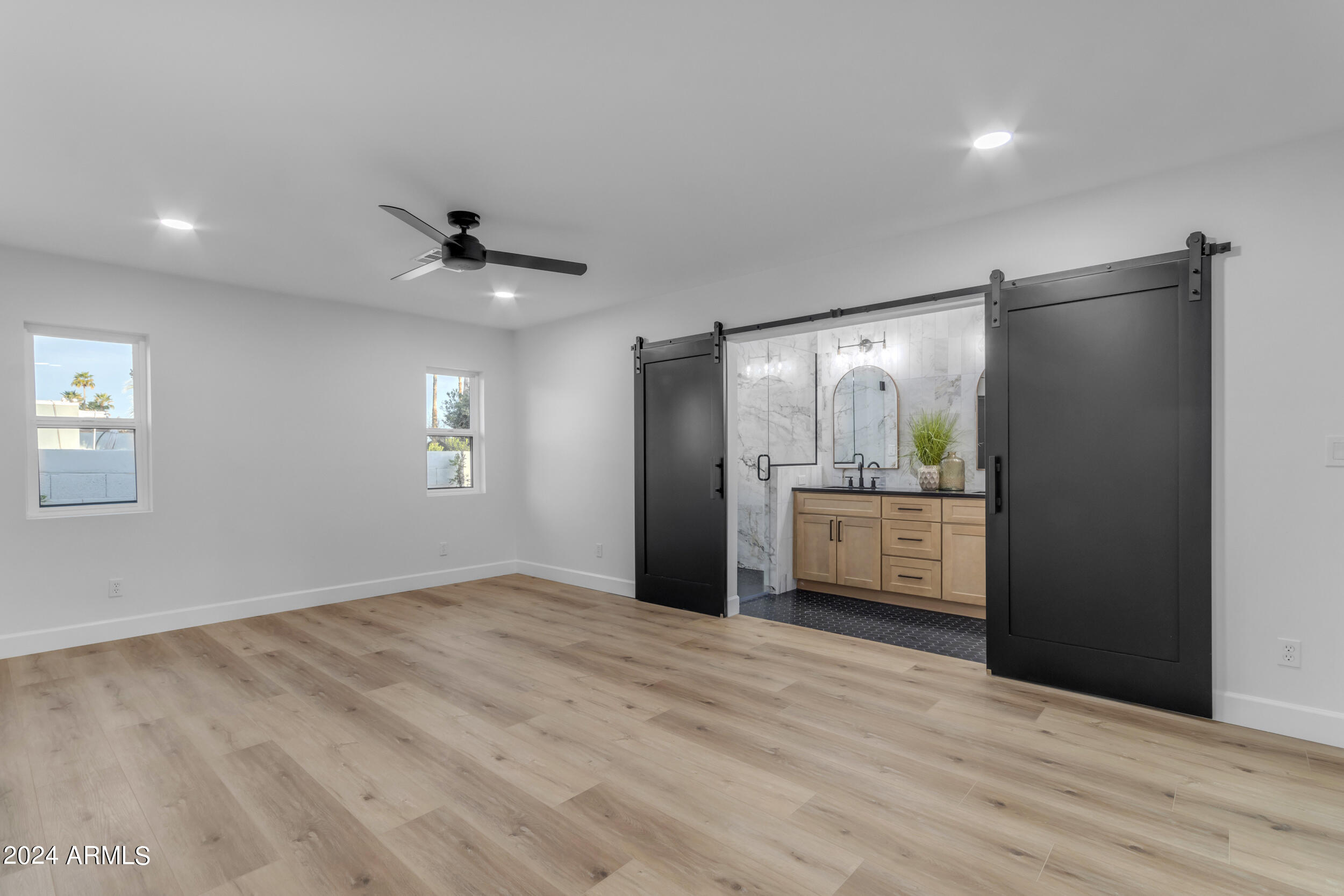 5317 E HILLERY Drive