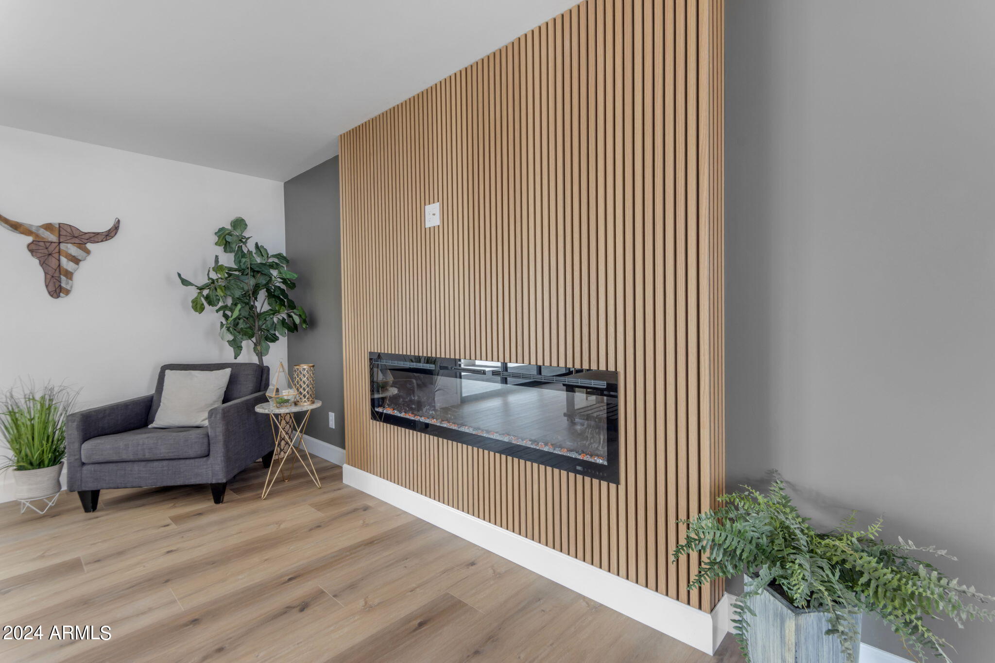 5317 E HILLERY Drive