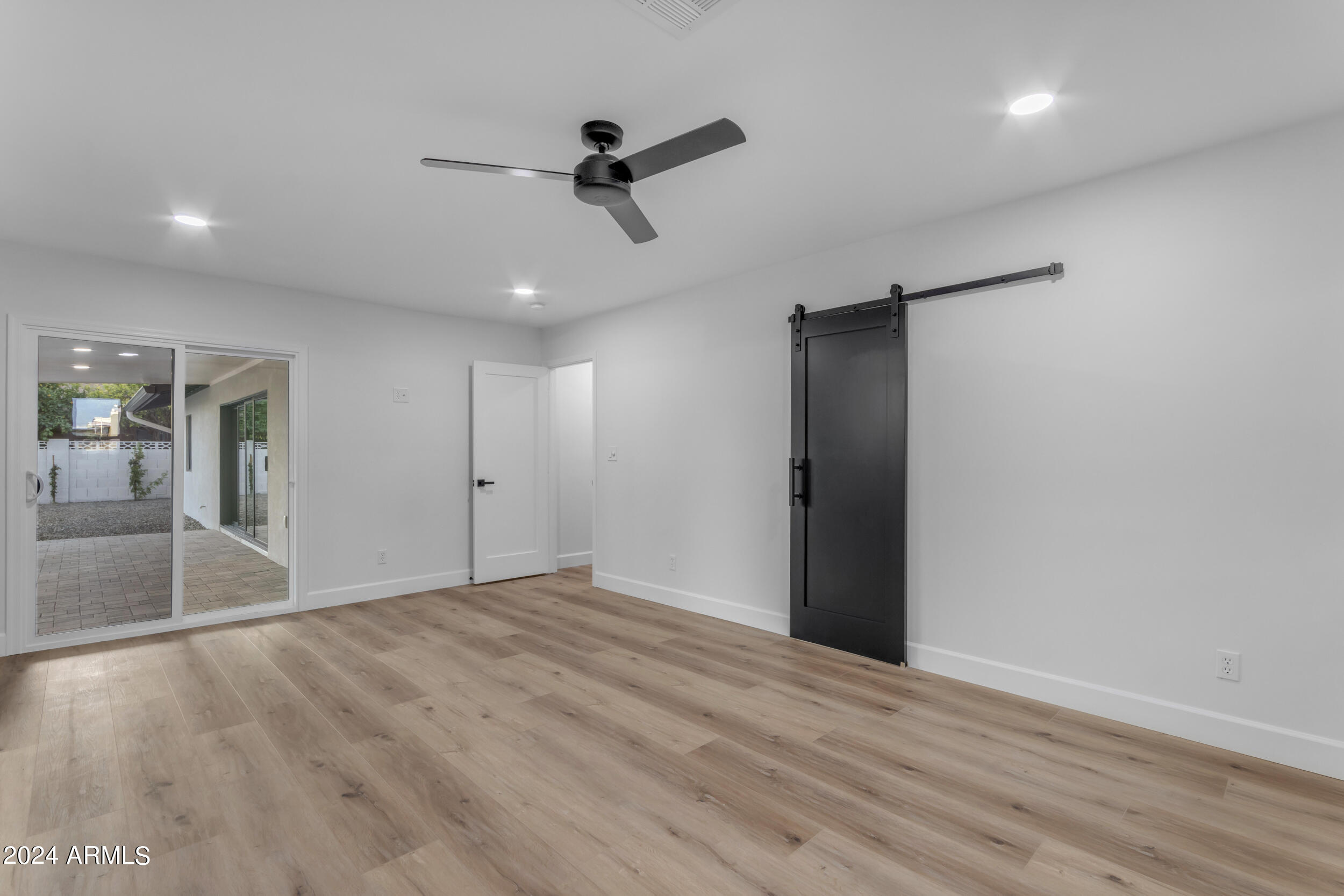 5317 E HILLERY Drive