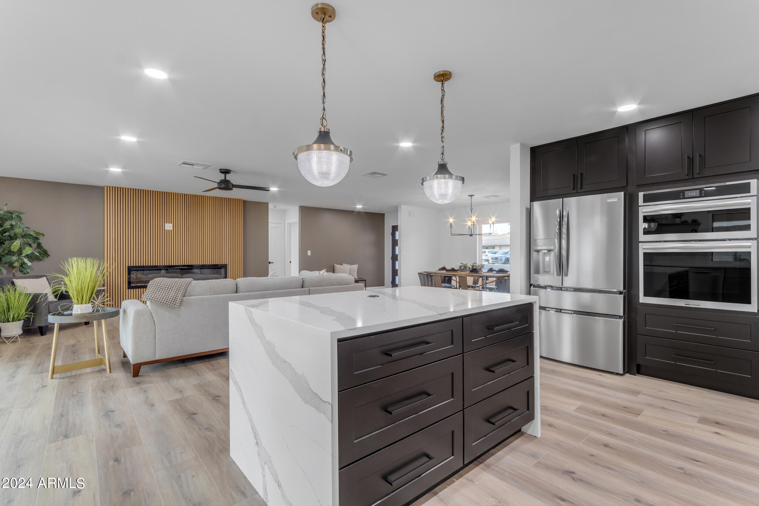 5317 E HILLERY Drive