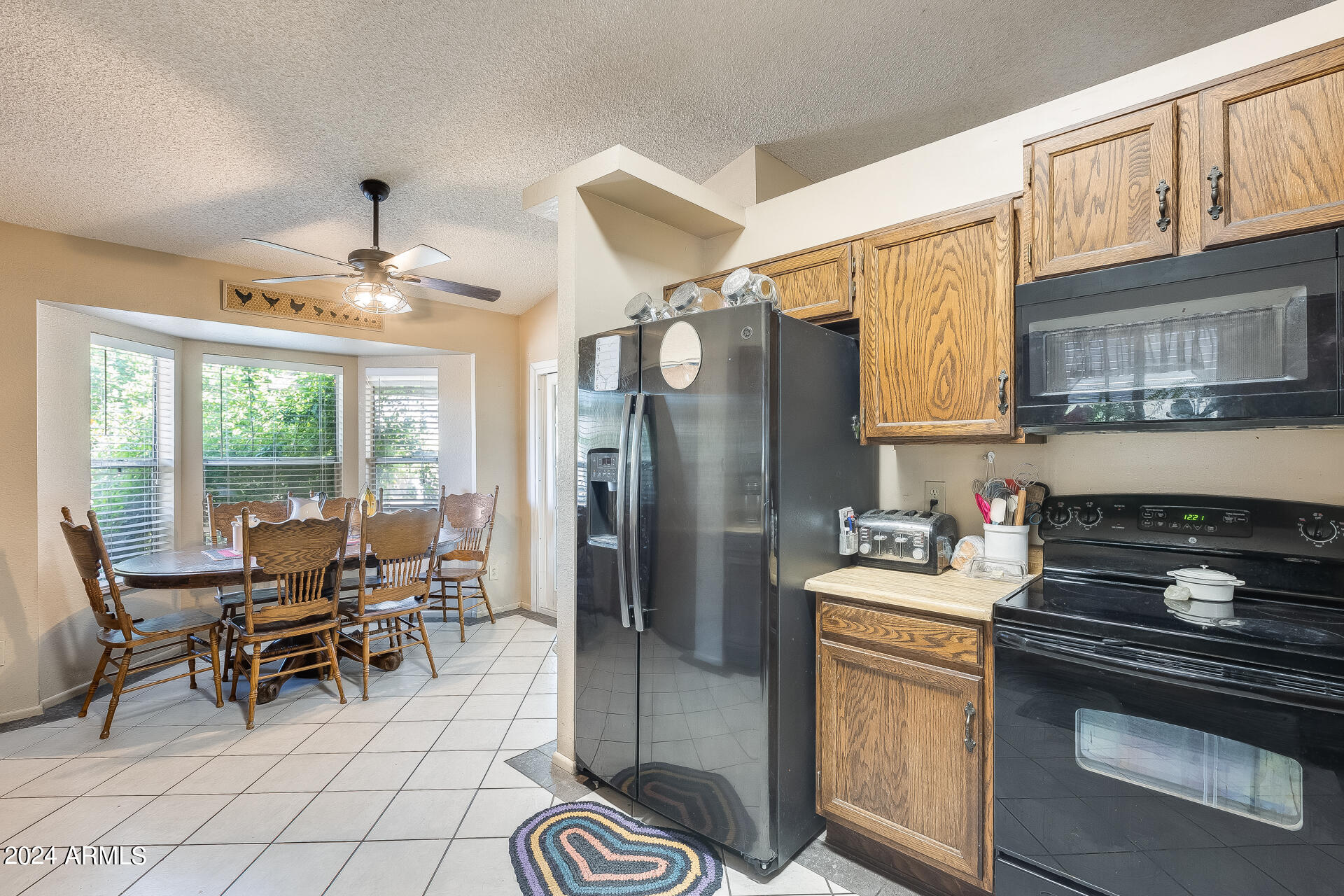 4916 E FOUNTAIN Street