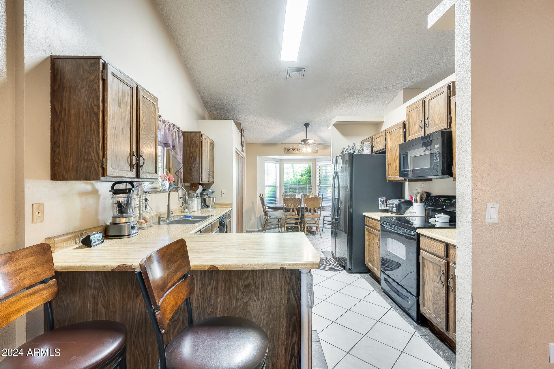 4916 E FOUNTAIN Street