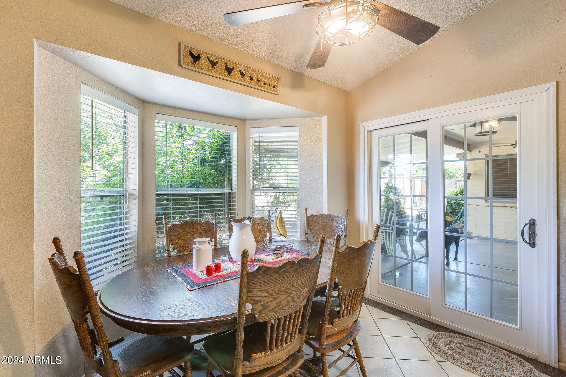 4916 E FOUNTAIN Street