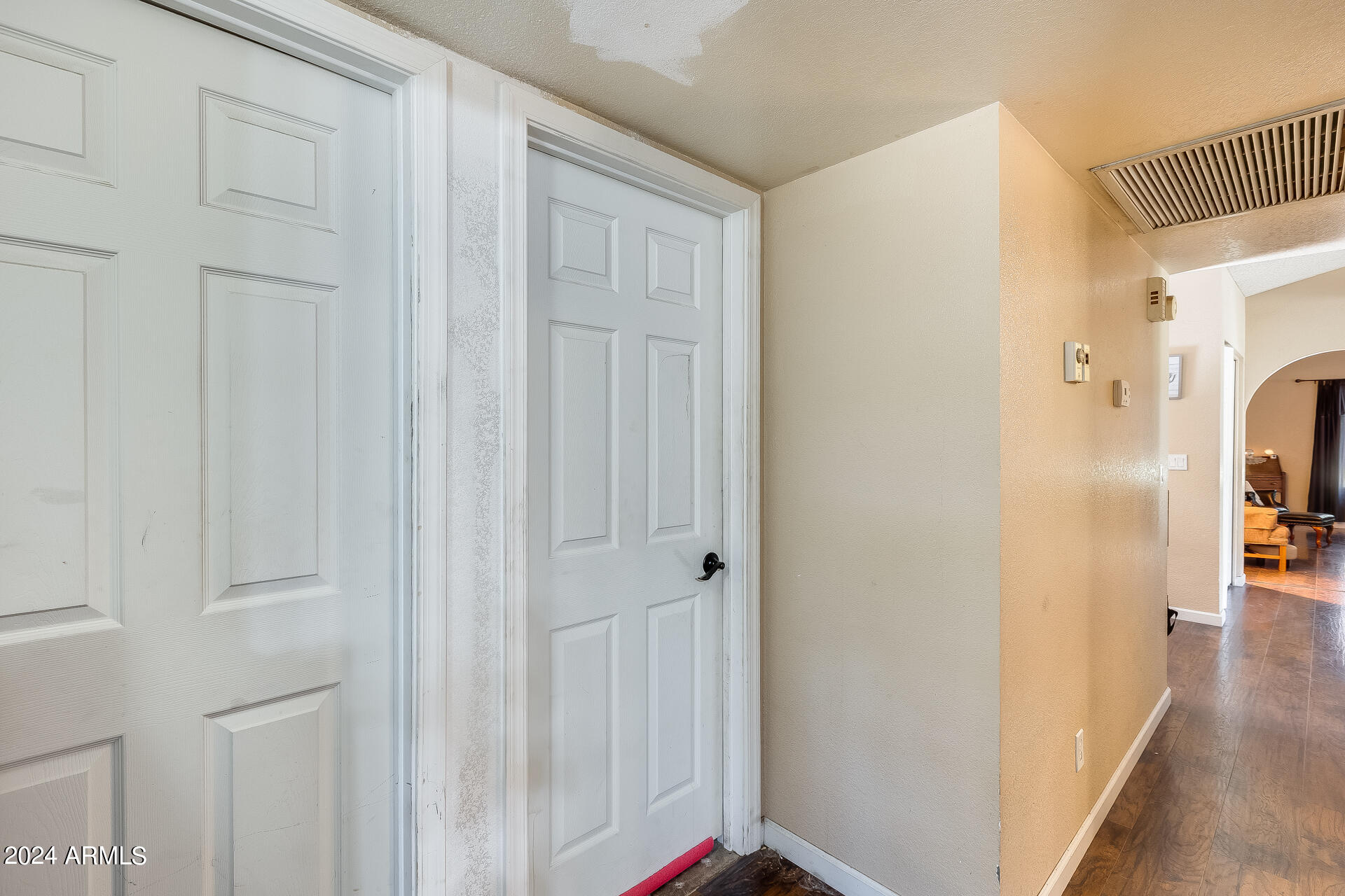 4916 E FOUNTAIN Street