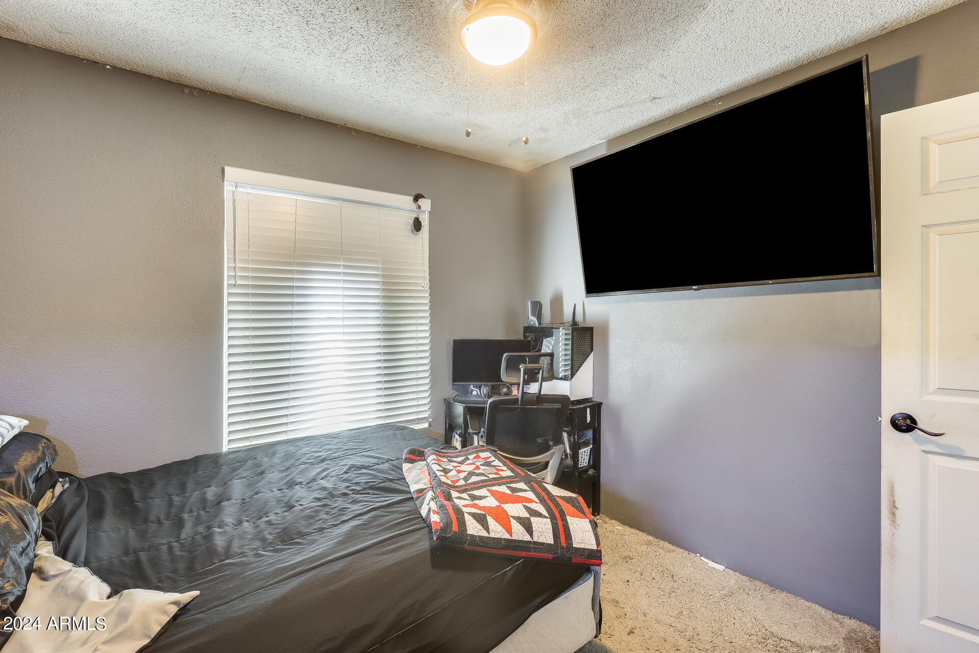 4916 E FOUNTAIN Street