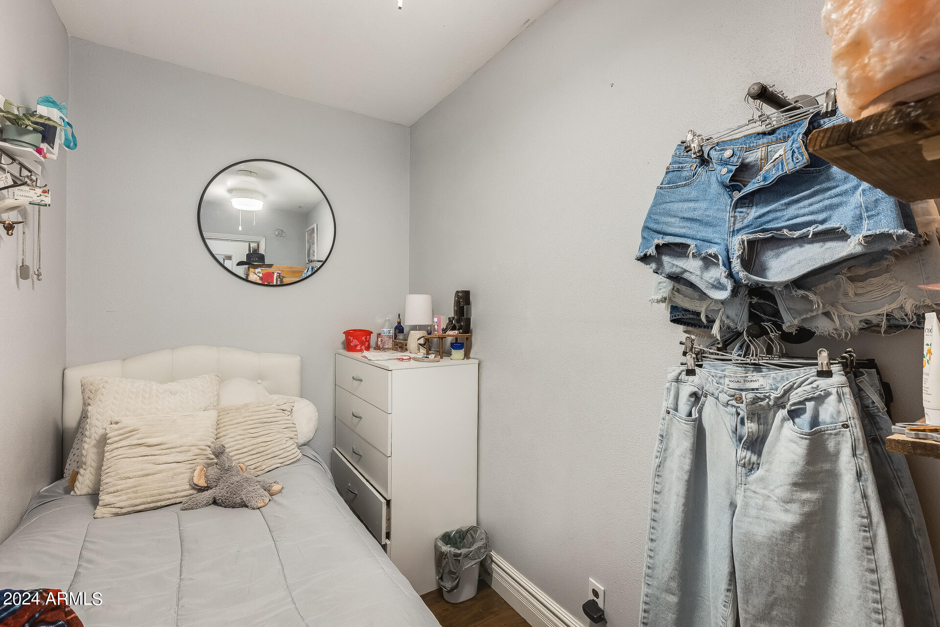 4916 E FOUNTAIN Street