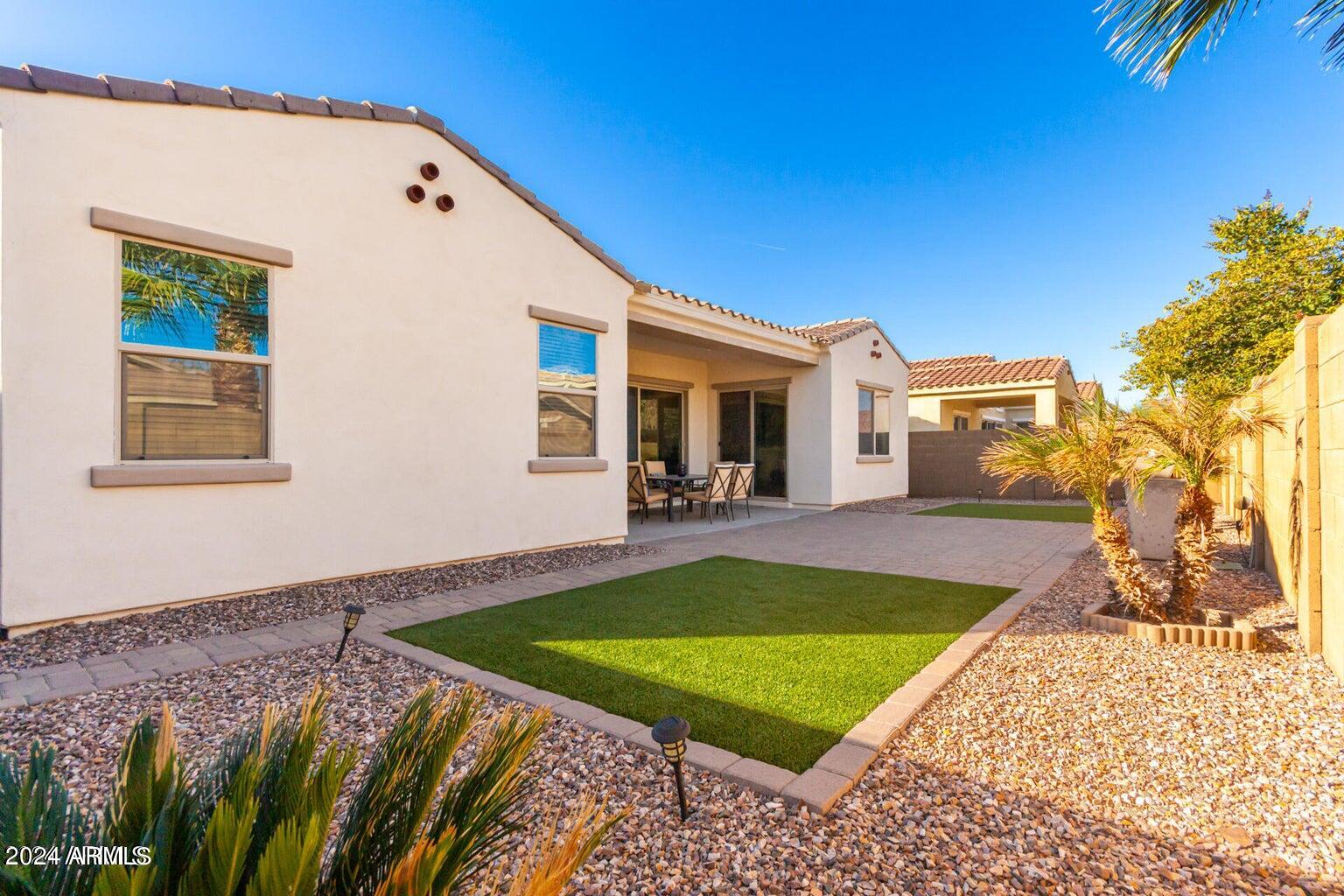 10452 E LINCOLN Avenue