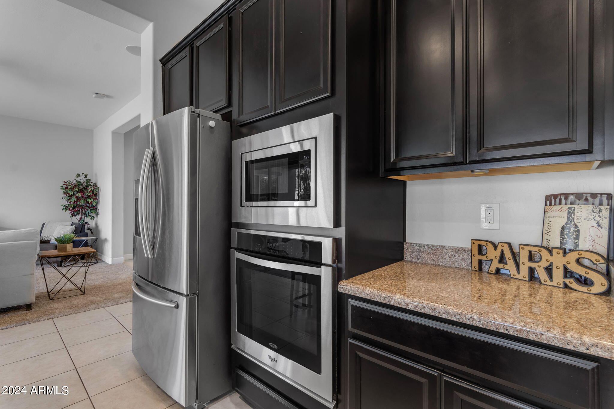 10452 E LINCOLN Avenue