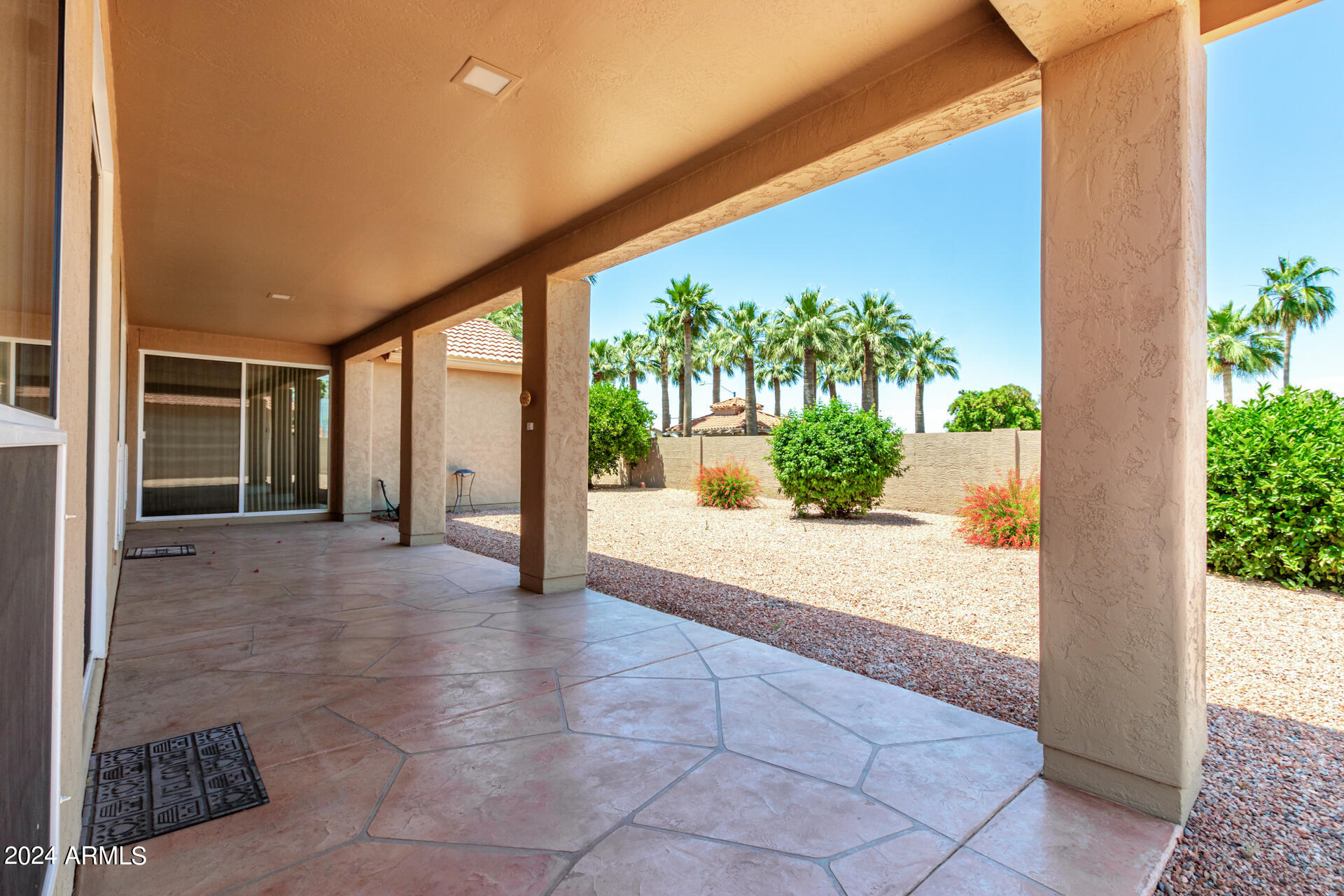 10412 E NACOMA Drive