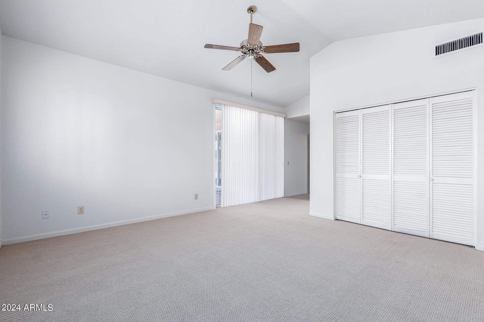 10412 E NACOMA Drive